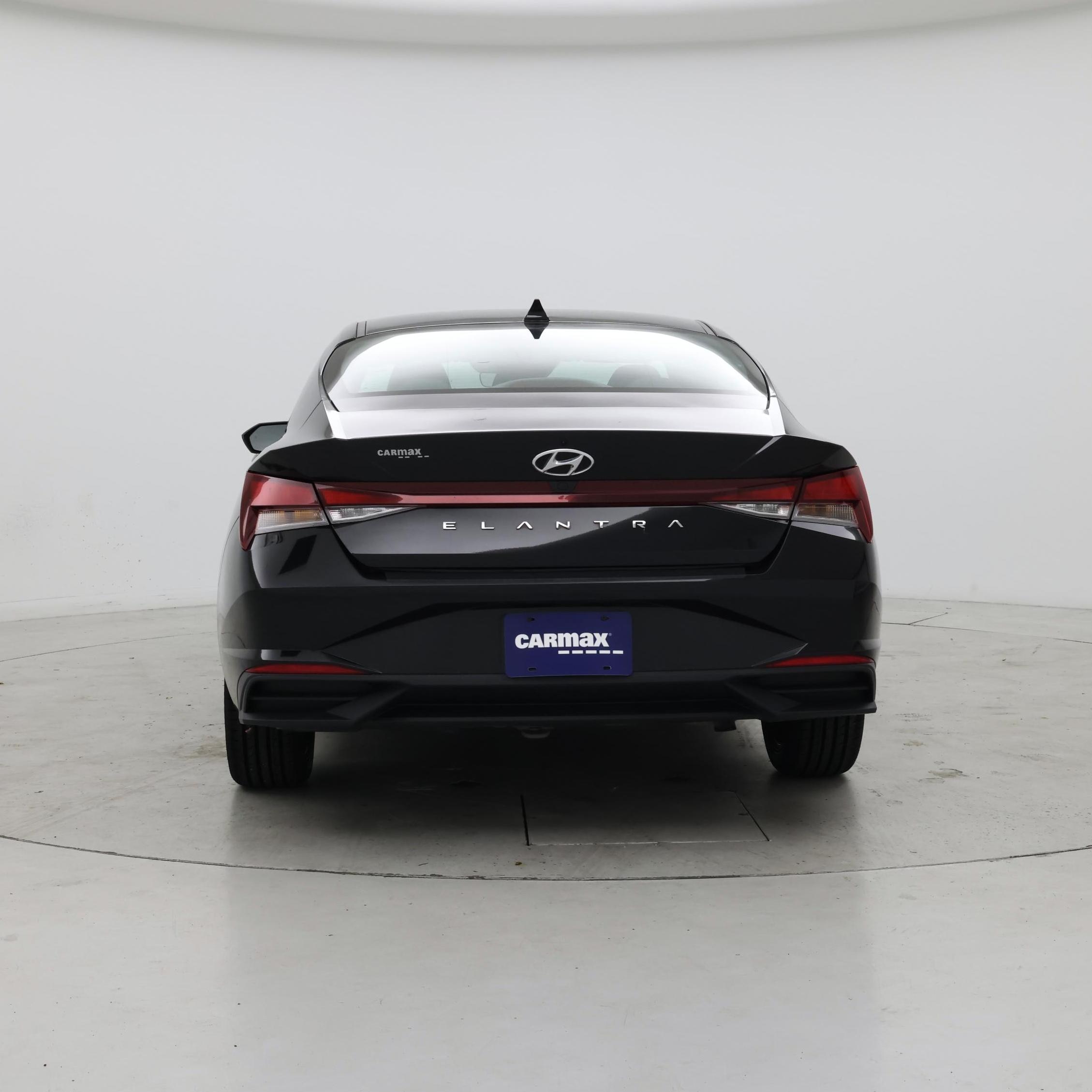 Thumbnail: 2023 Hyundai Elantra - 6