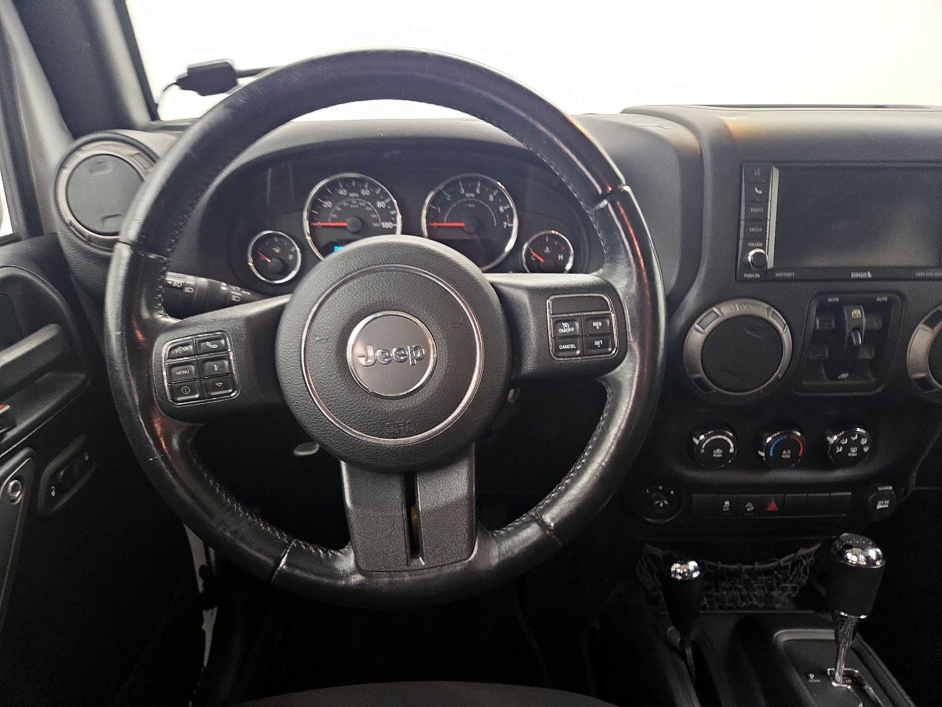 Thumbnail: 2016 Jeep Wrangler - 10