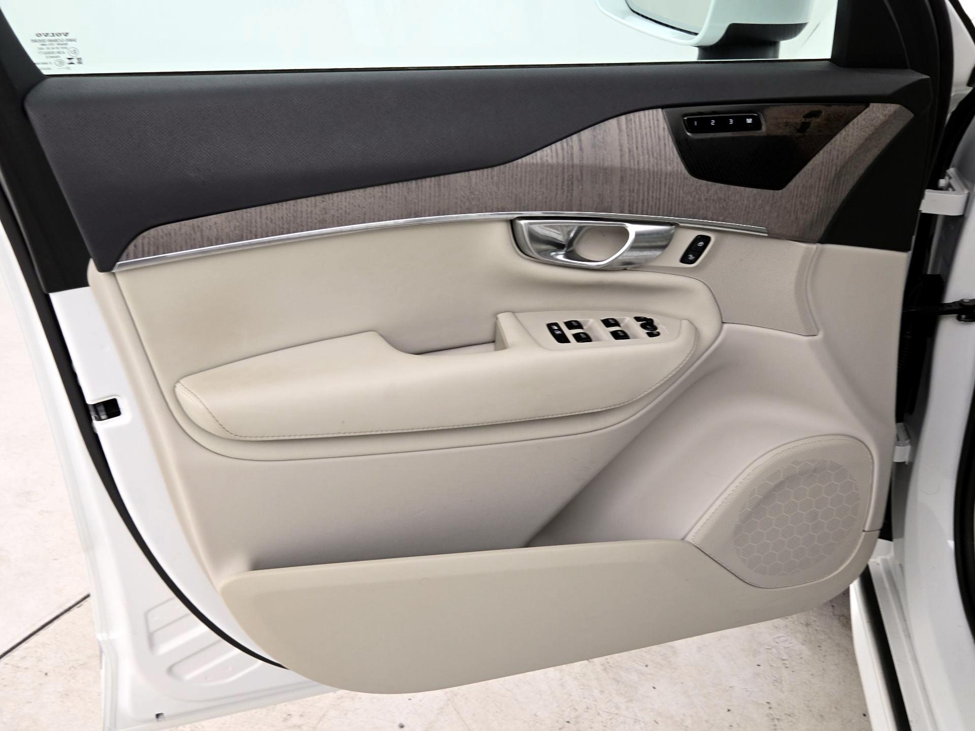 Thumbnail: 2024 Volvo XC90 - 12