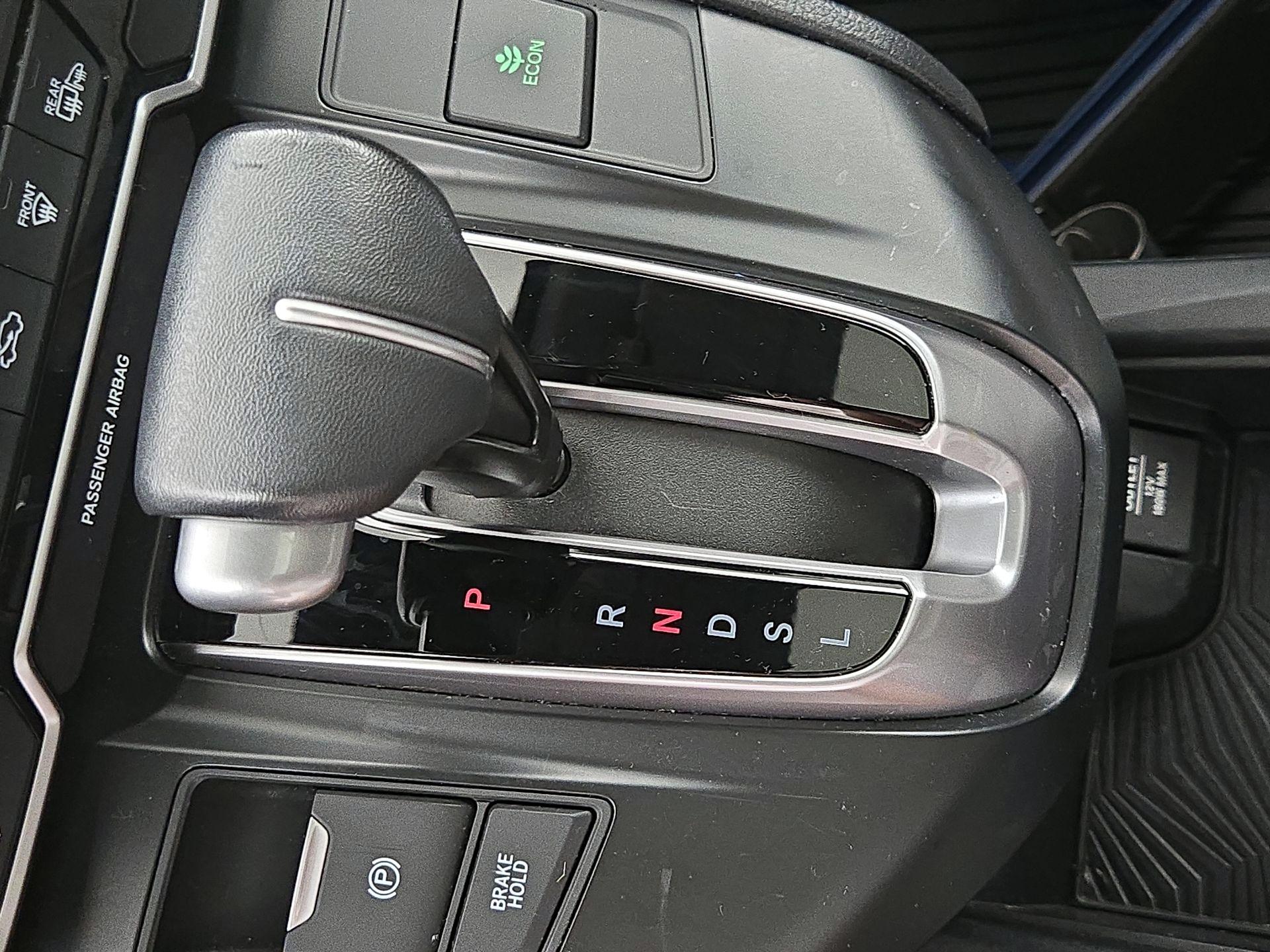 Thumbnail: 2019 Honda CR-V - 17