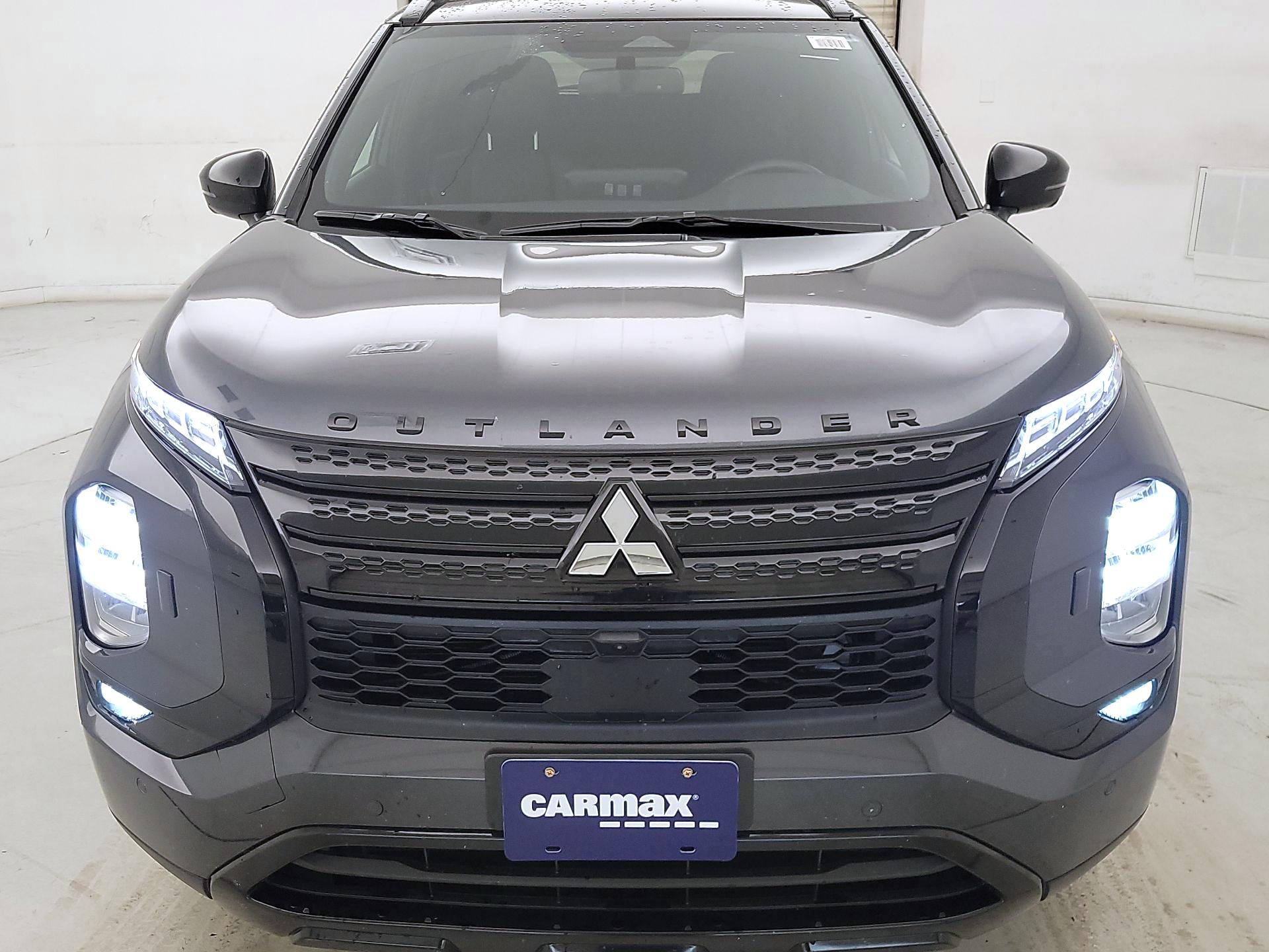 Thumbnail: 2024 Mitsubishi Outlander - 2