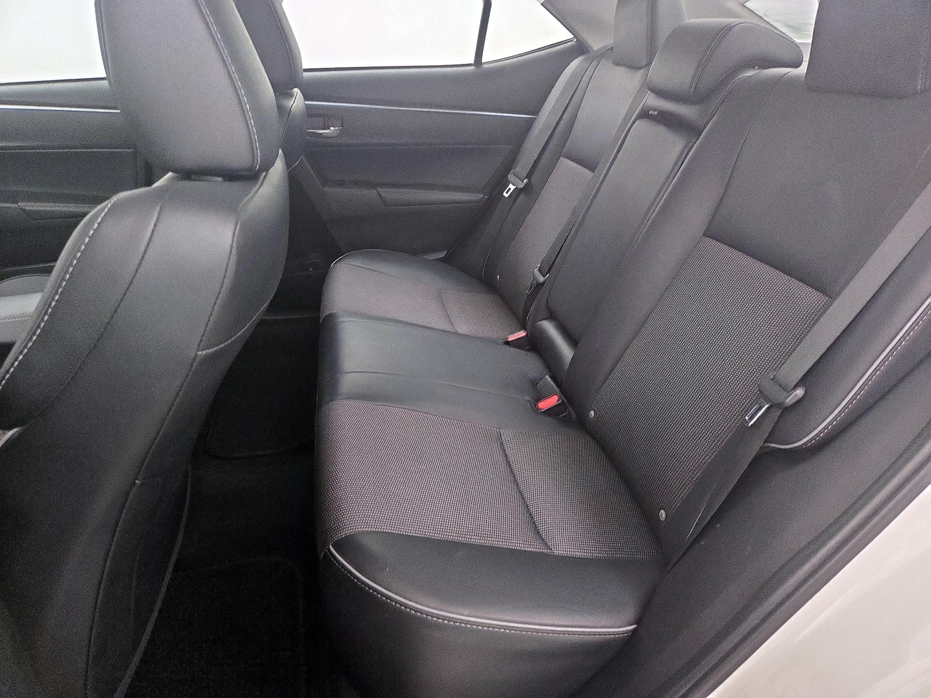 Thumbnail: 2015 Toyota Corolla - 20