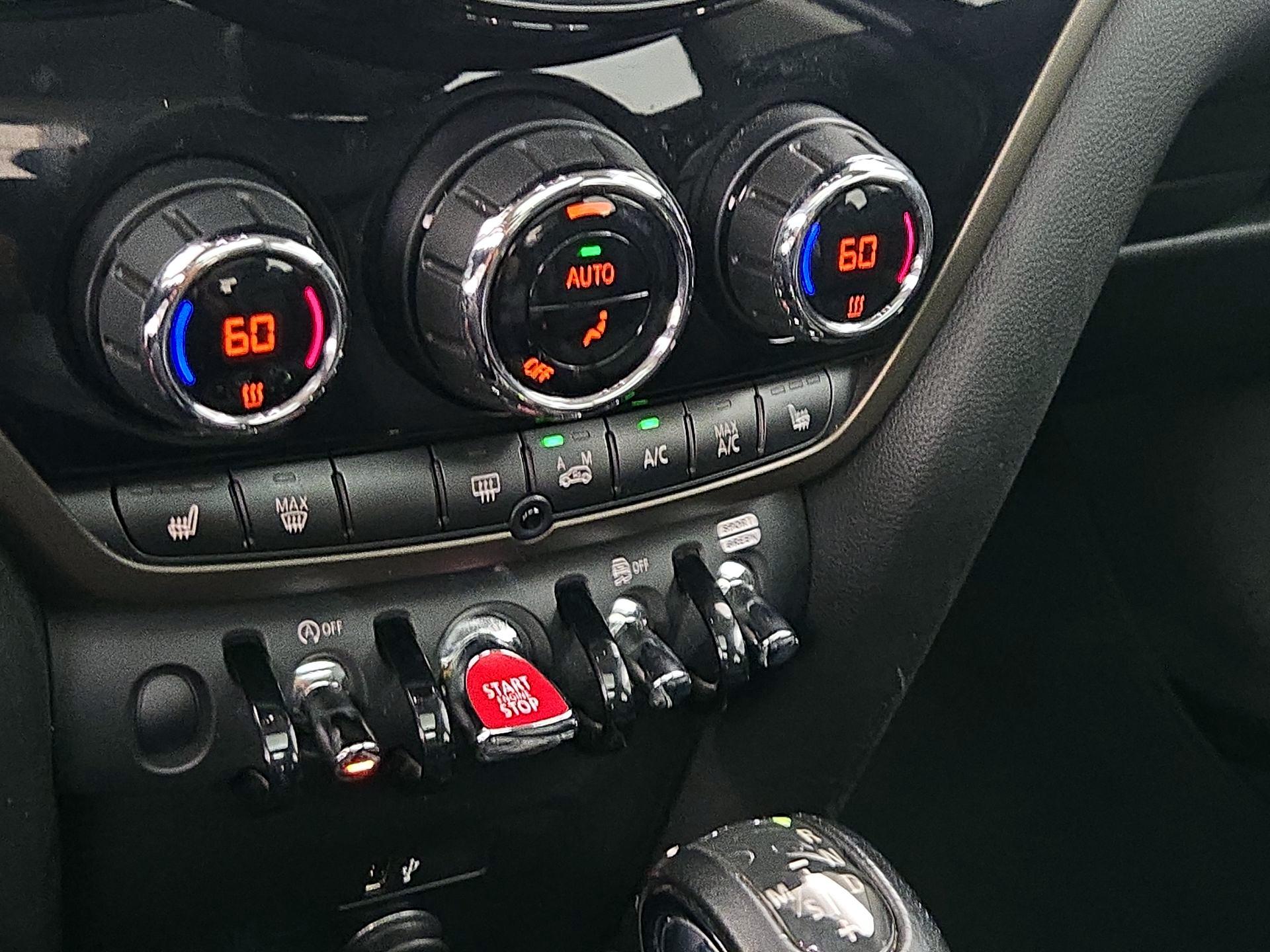 Thumbnail: 2019 MINI Cooper Countryman - 17