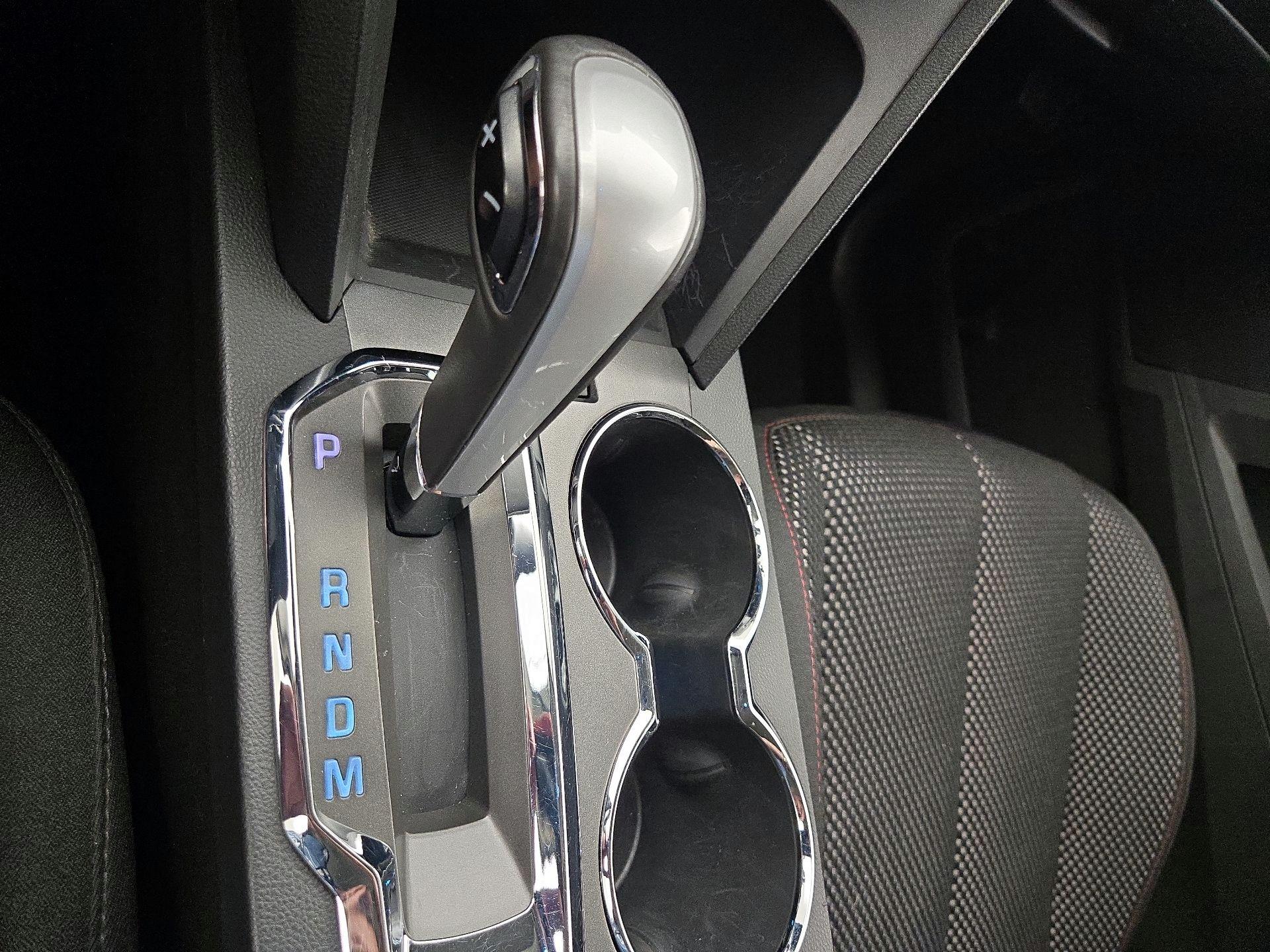 Thumbnail: 2015 Chevrolet Equinox - 16