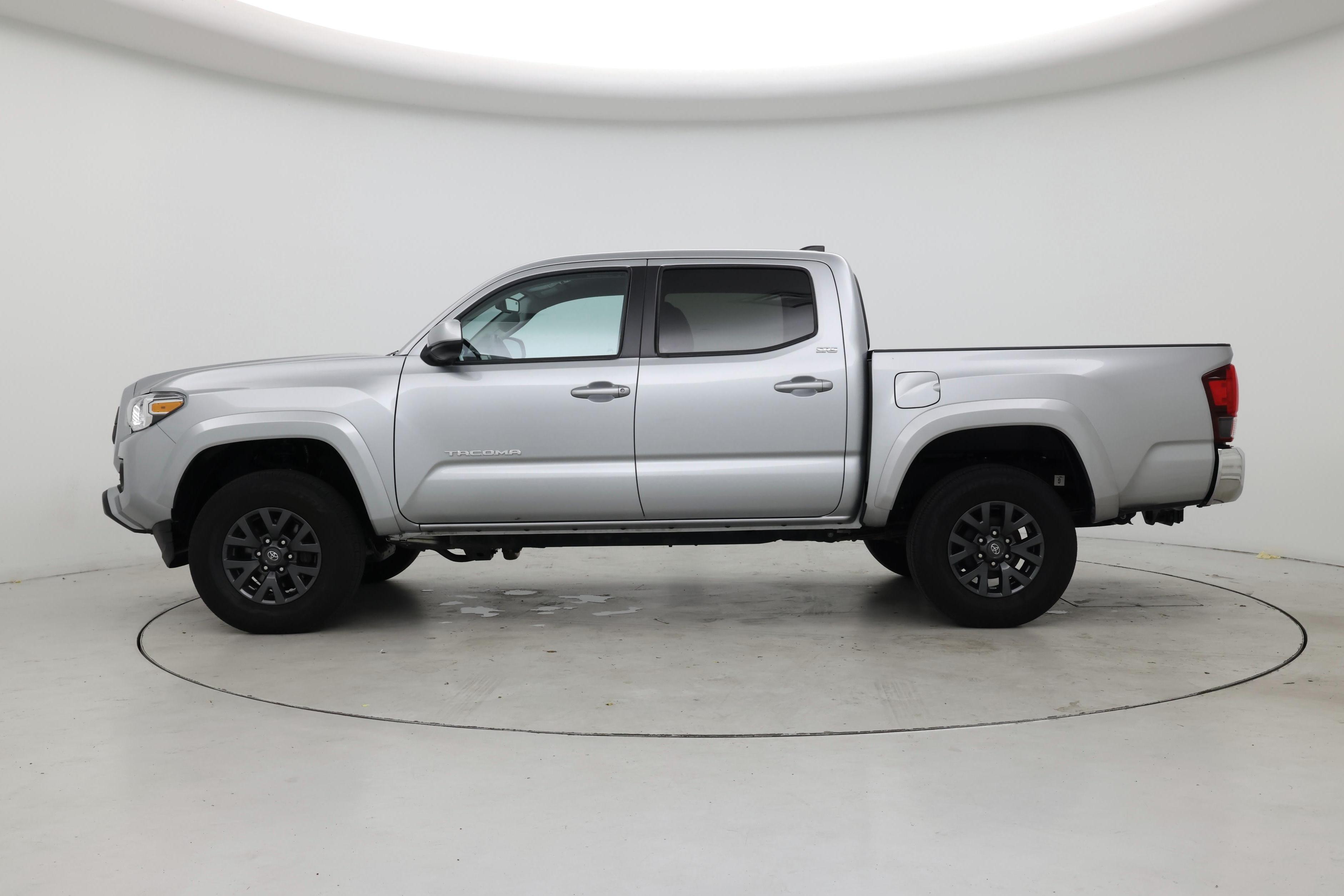 Thumbnail: 2022 Toyota Tacoma - 3