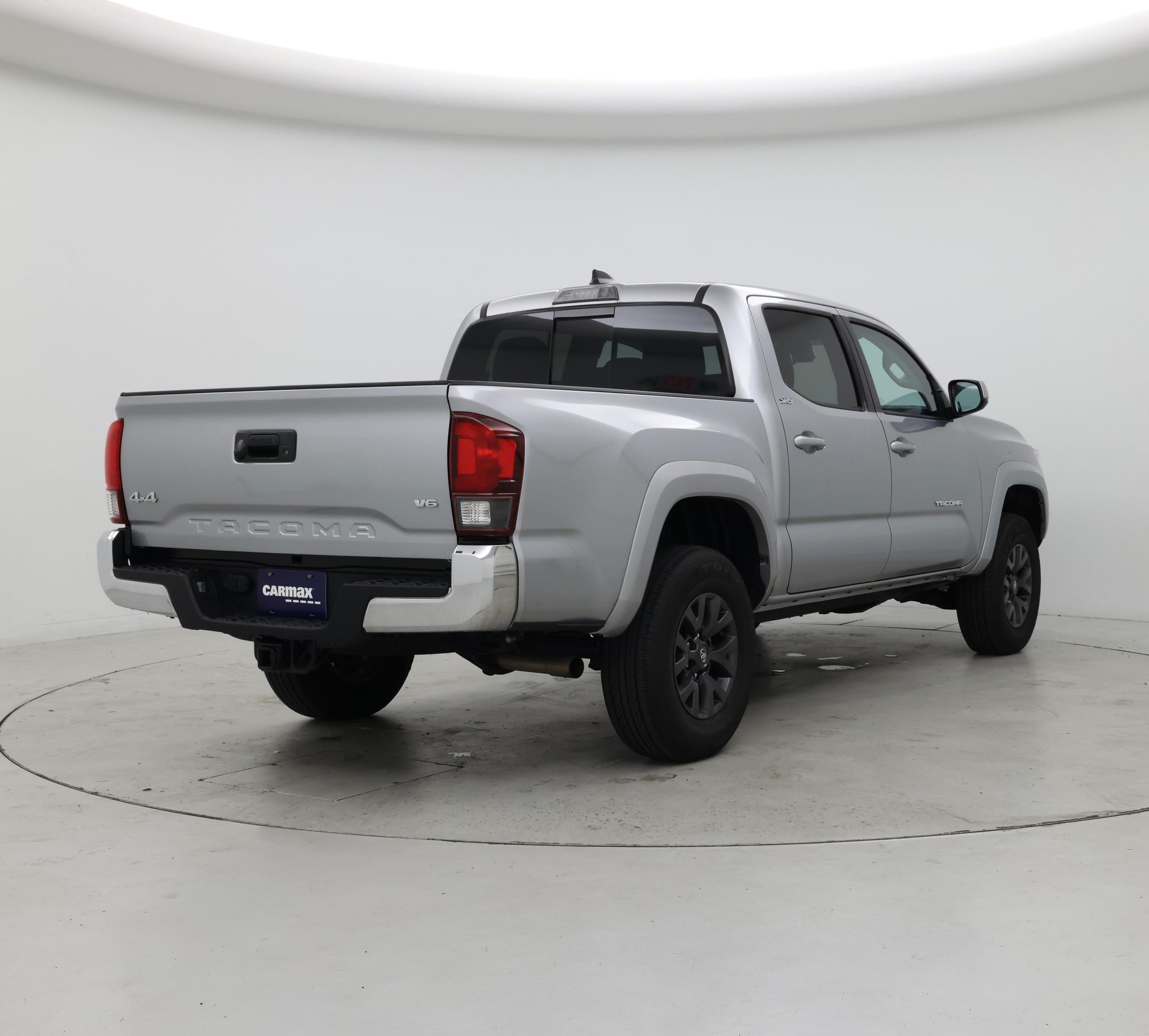 Thumbnail: 2022 Toyota Tacoma - 8