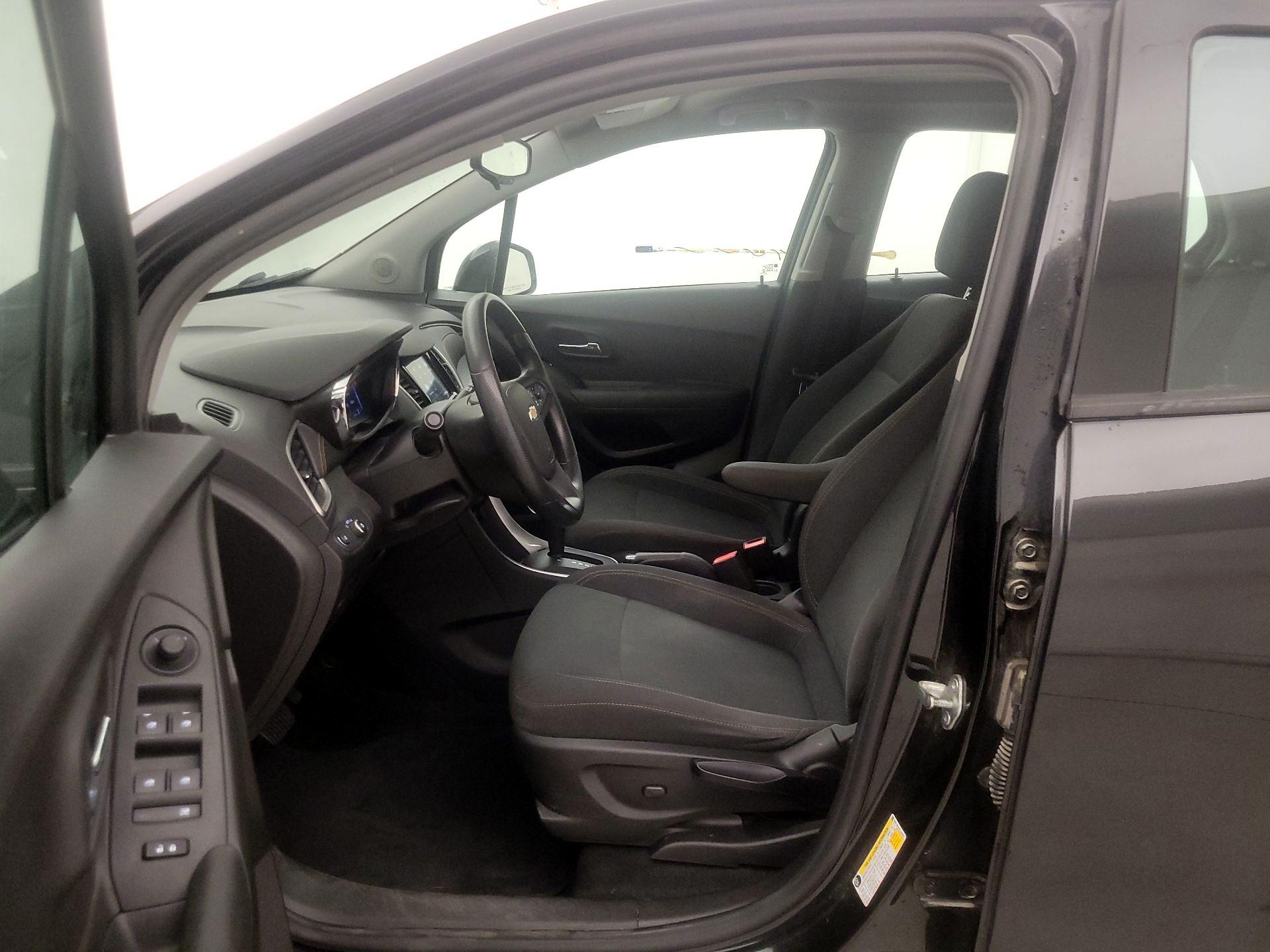 Thumbnail: 2019 Chevrolet Trax - 11