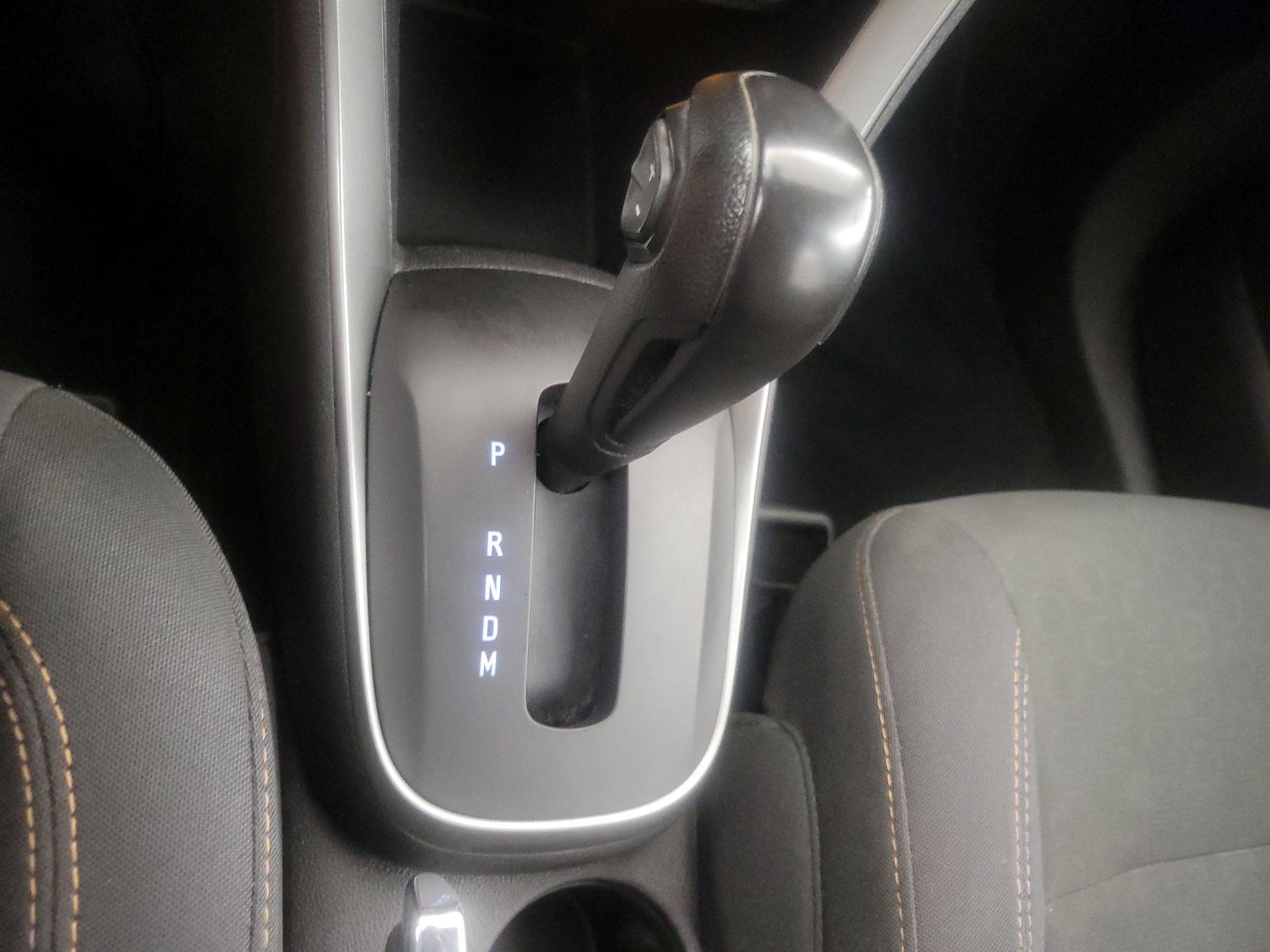 Thumbnail: 2019 Chevrolet Trax - 17