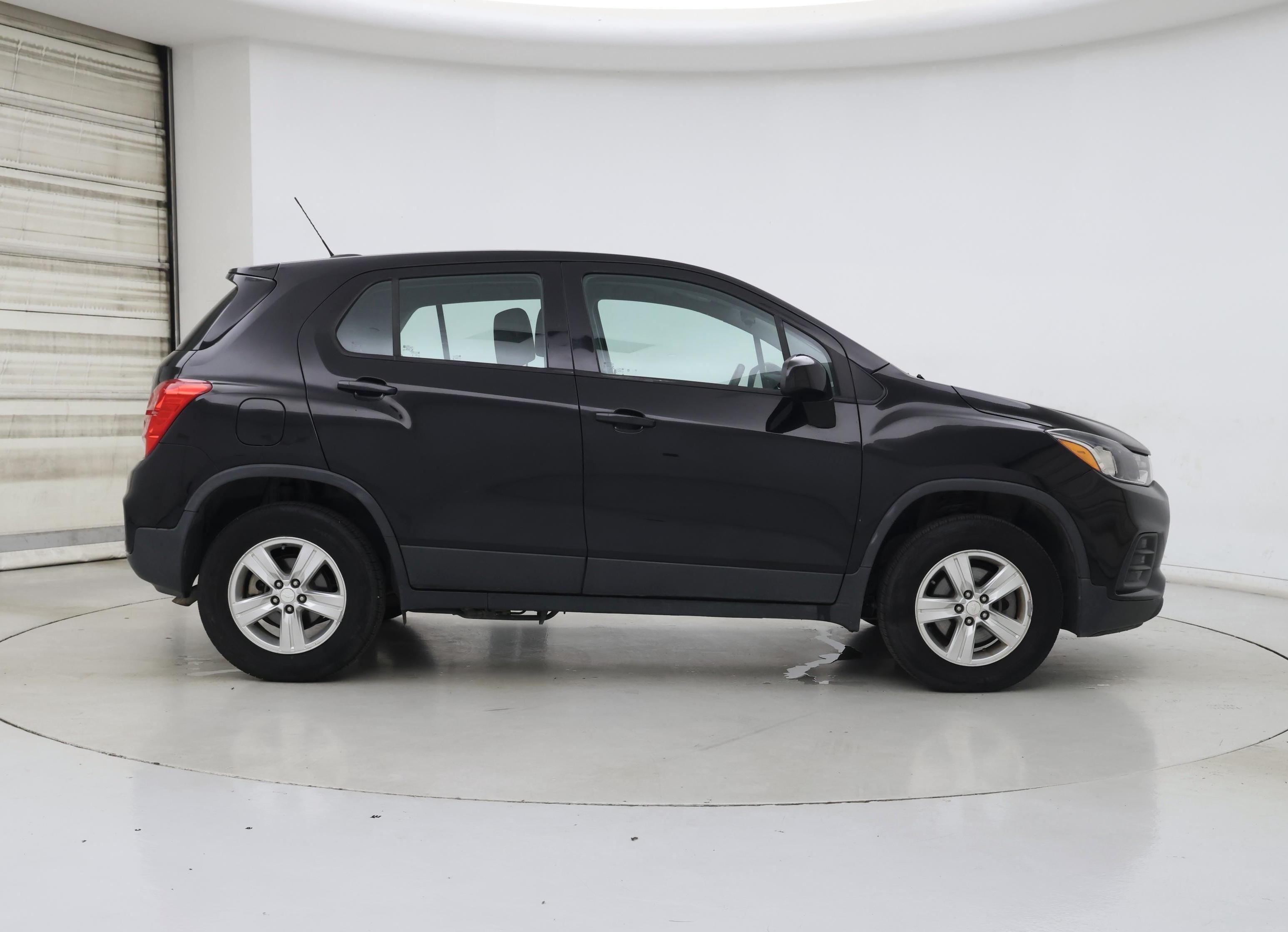 Thumbnail: 2019 Chevrolet Trax - 7