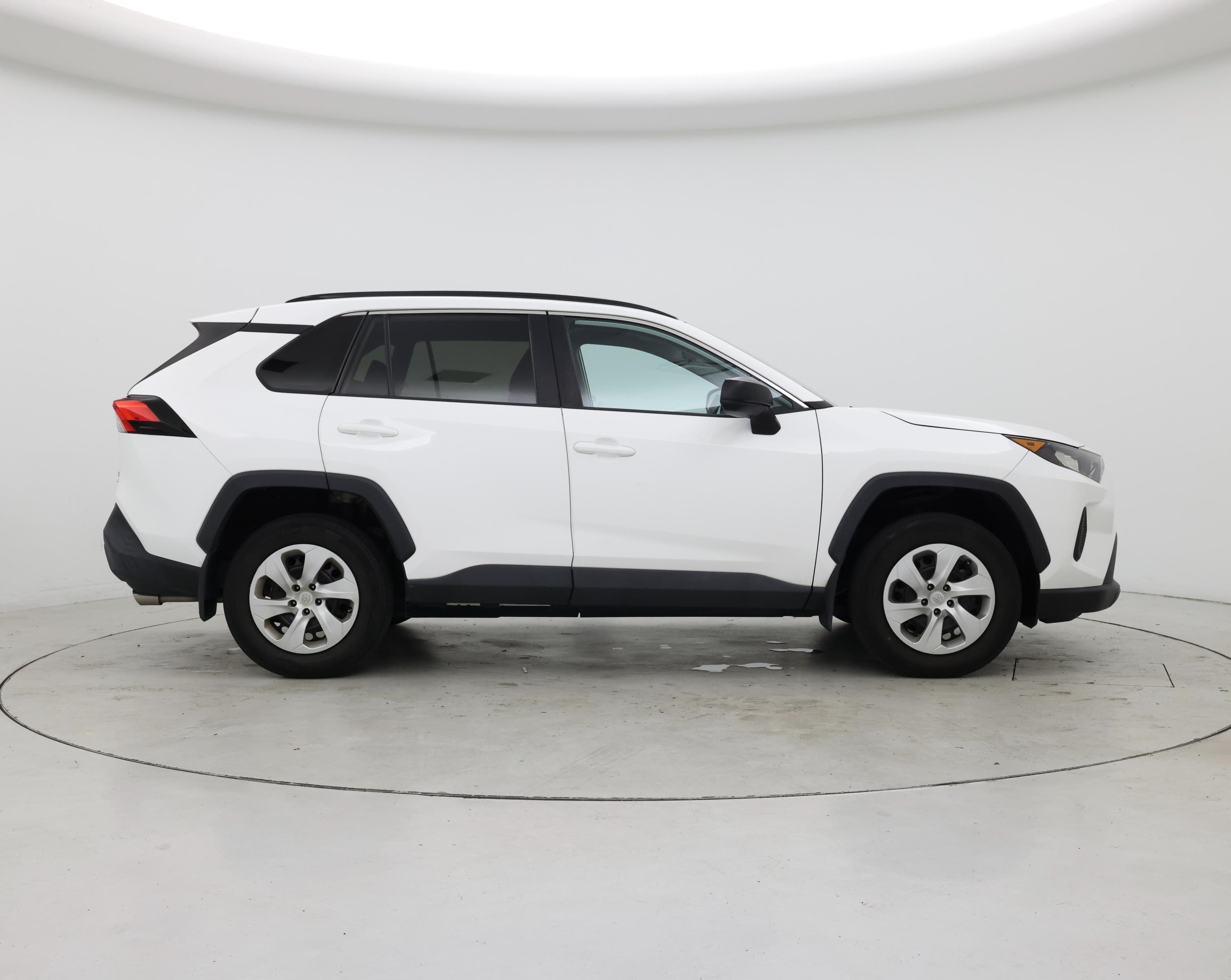 Thumbnail: 2021 Toyota RAV4 - 7