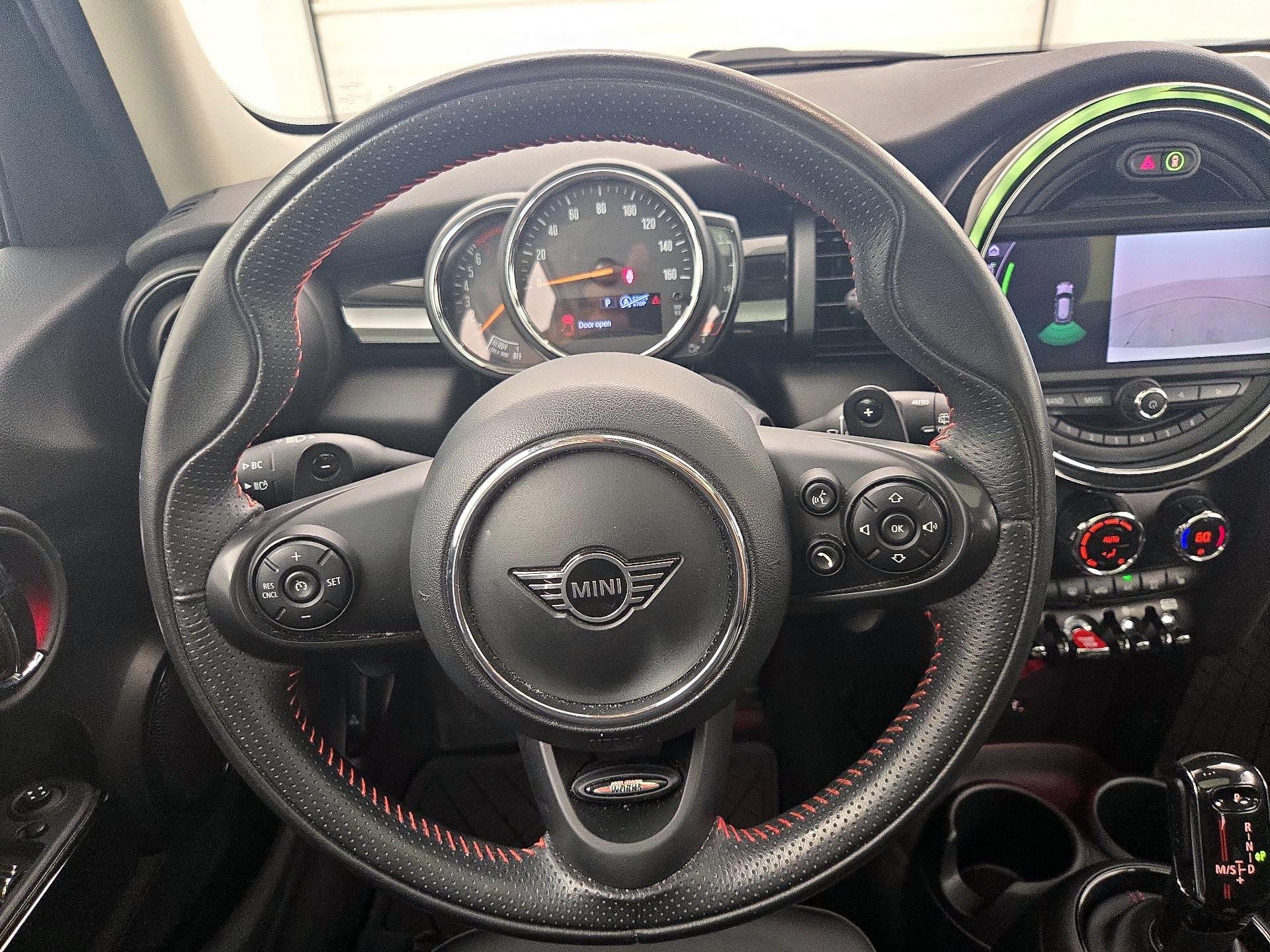 Thumbnail: 2020 MINI Cooper Hardtop - 10