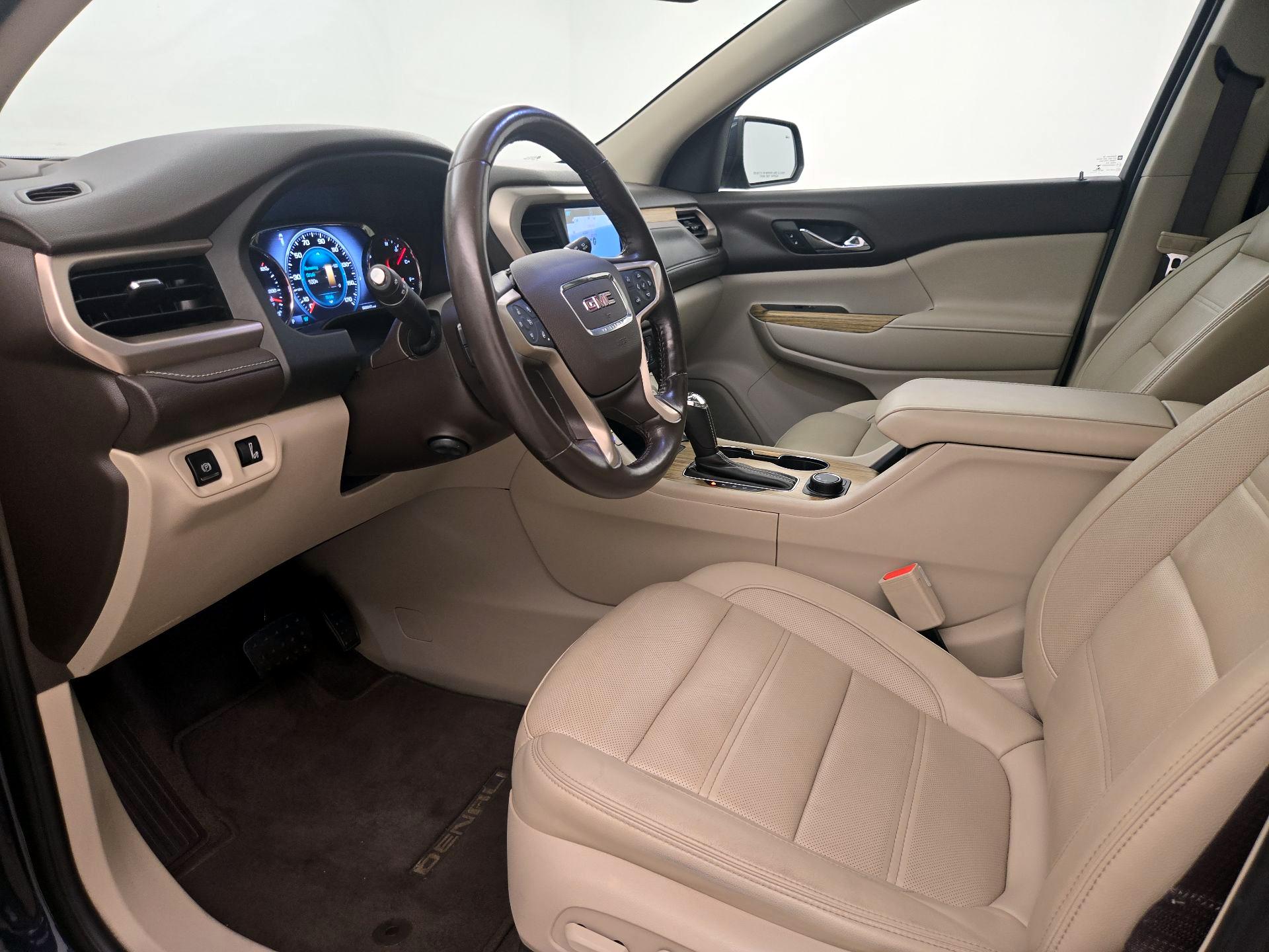 Thumbnail: 2018 GMC Acadia - 11