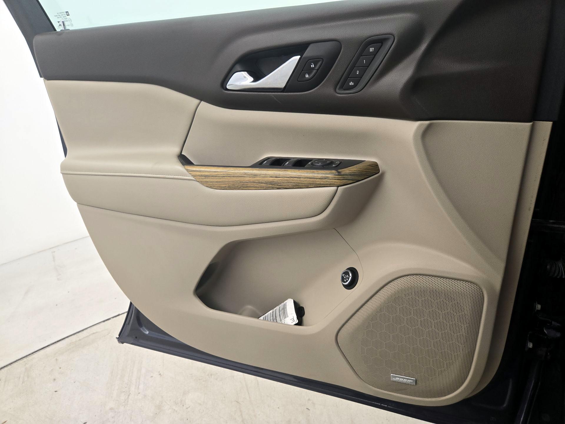 Thumbnail: 2018 GMC Acadia - 12