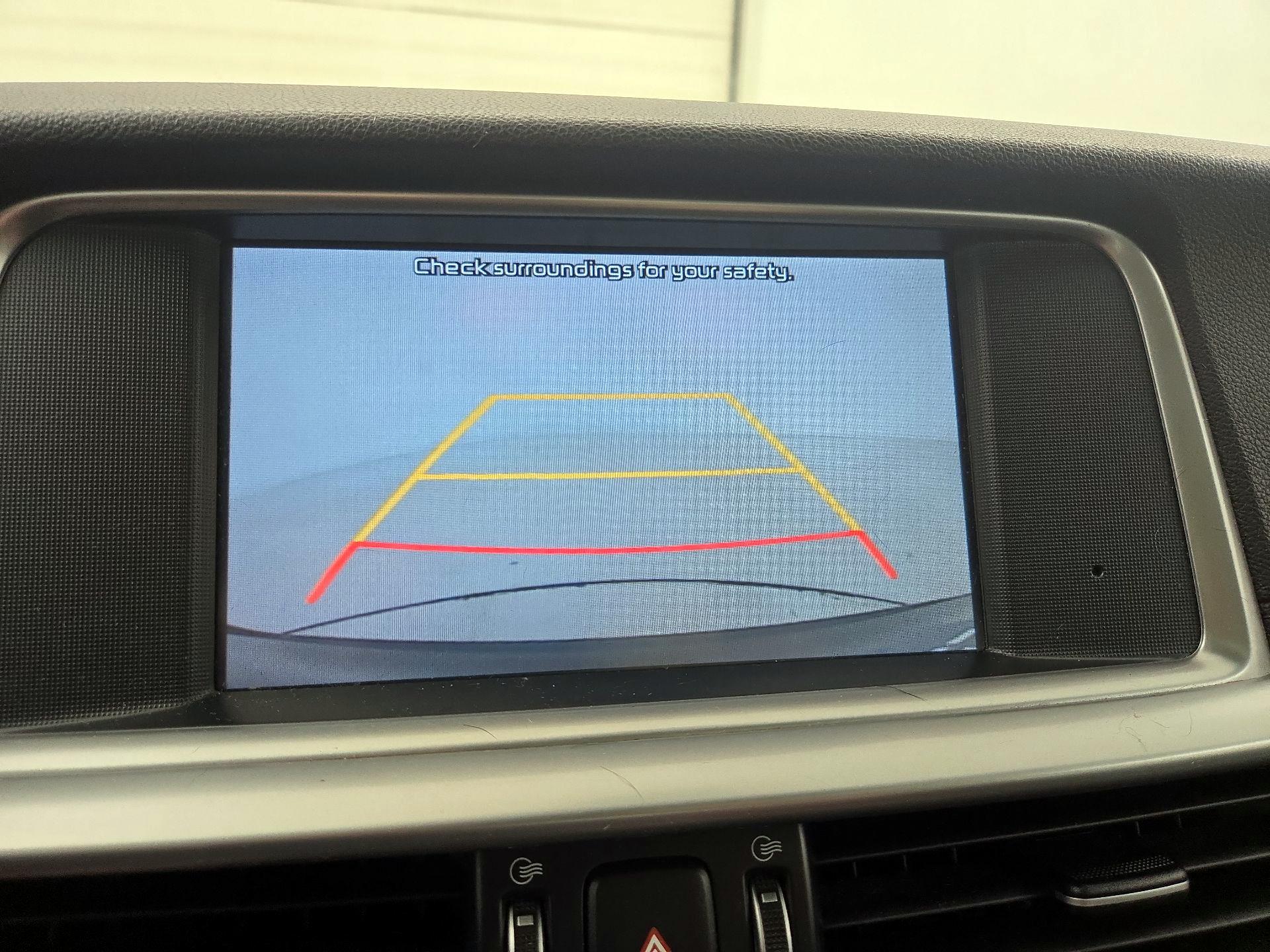Thumbnail: 2019 Kia Optima - 14