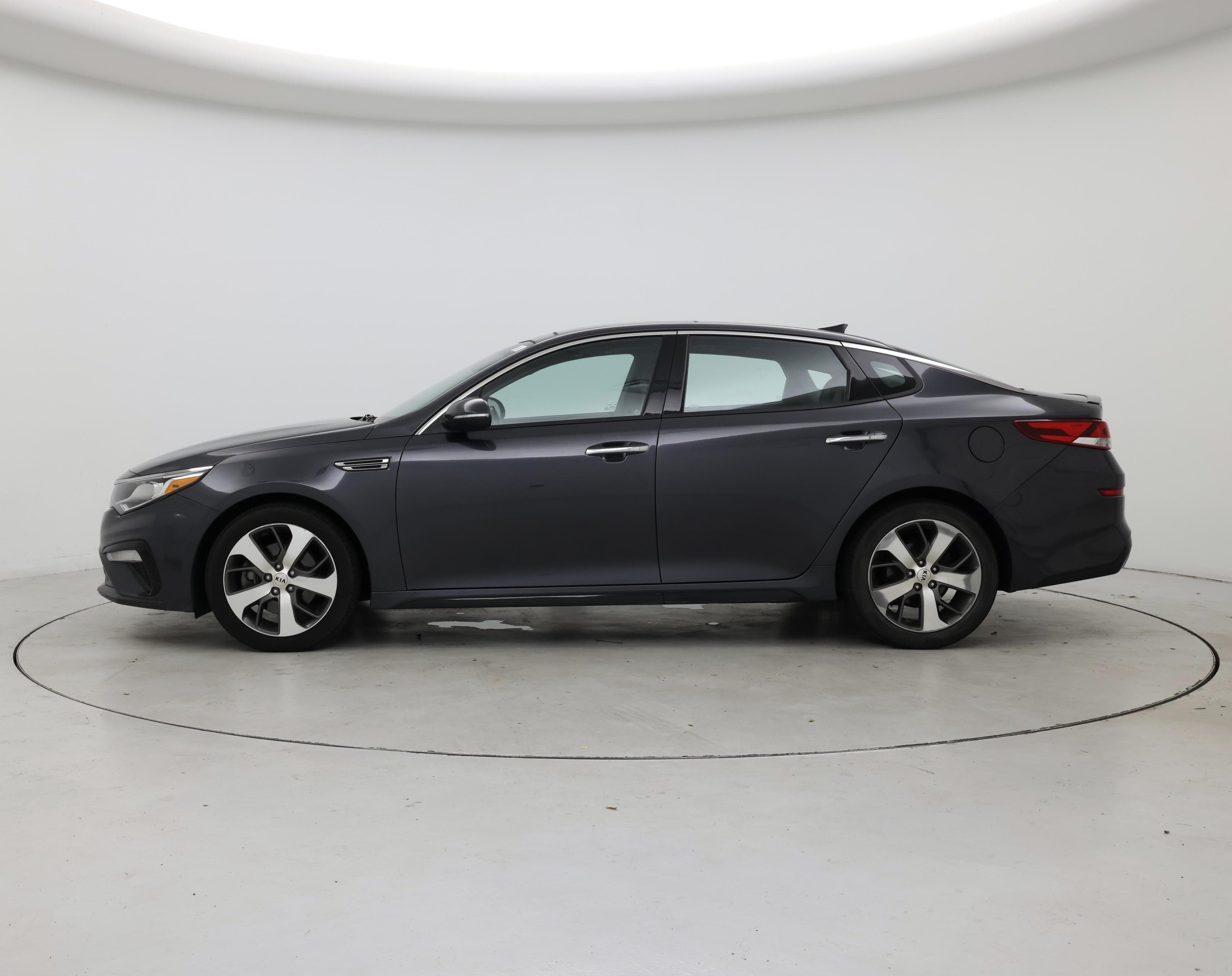 Thumbnail: 2019 Kia Optima - 3