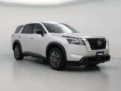 Silver 2024 Nissan Pathfinder S