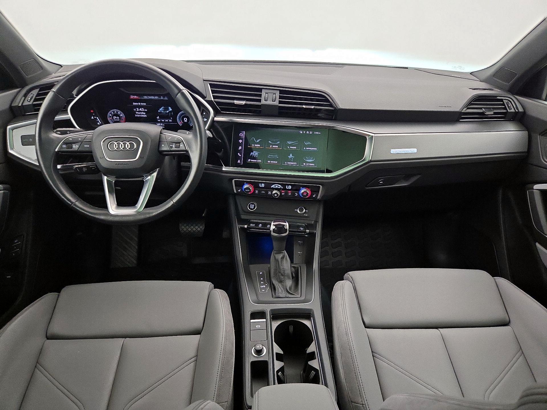 Thumbnail: 2022 Audi Q3 - 9