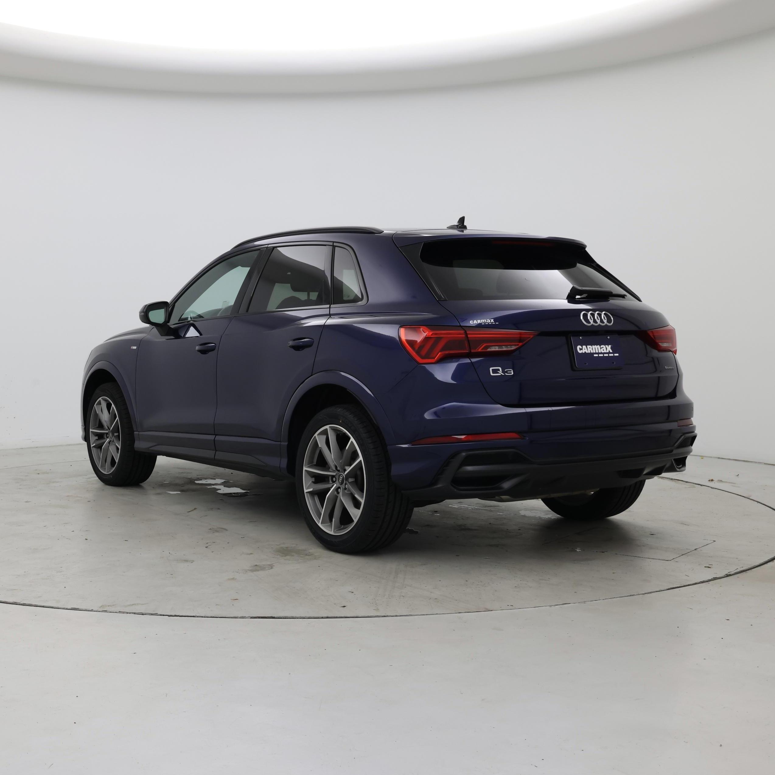 Thumbnail: 2022 Audi Q3 - 2