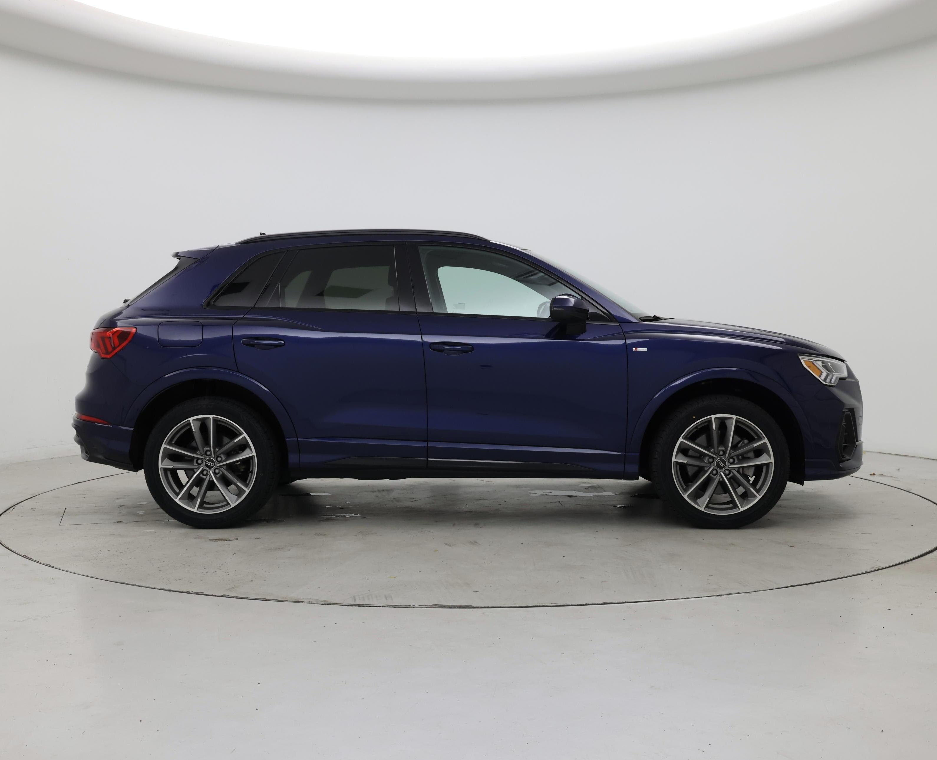 Thumbnail: 2022 Audi Q3 - 7