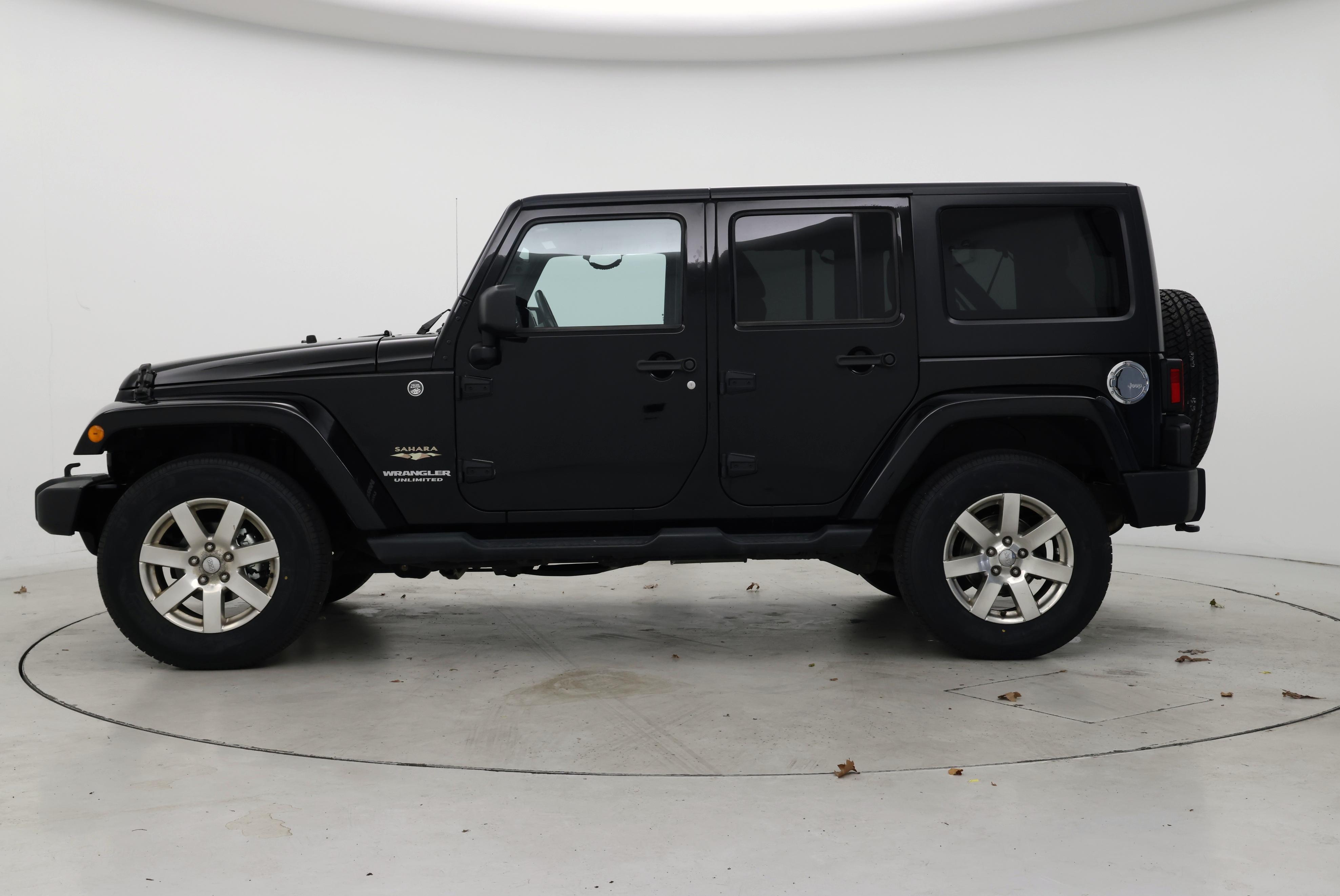Thumbnail: 2015 Jeep Wrangler - 3