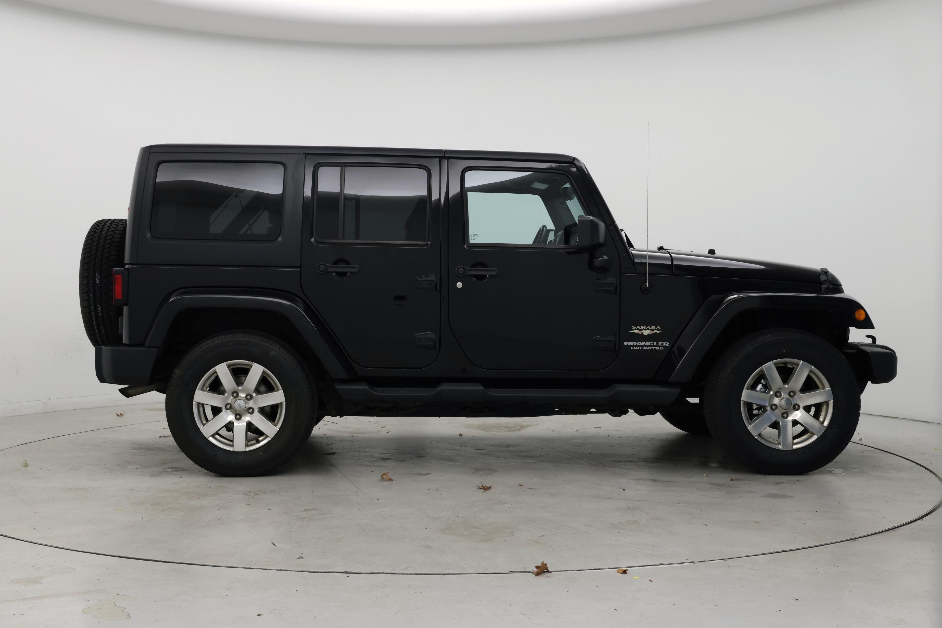 Thumbnail: 2015 Jeep Wrangler - 7