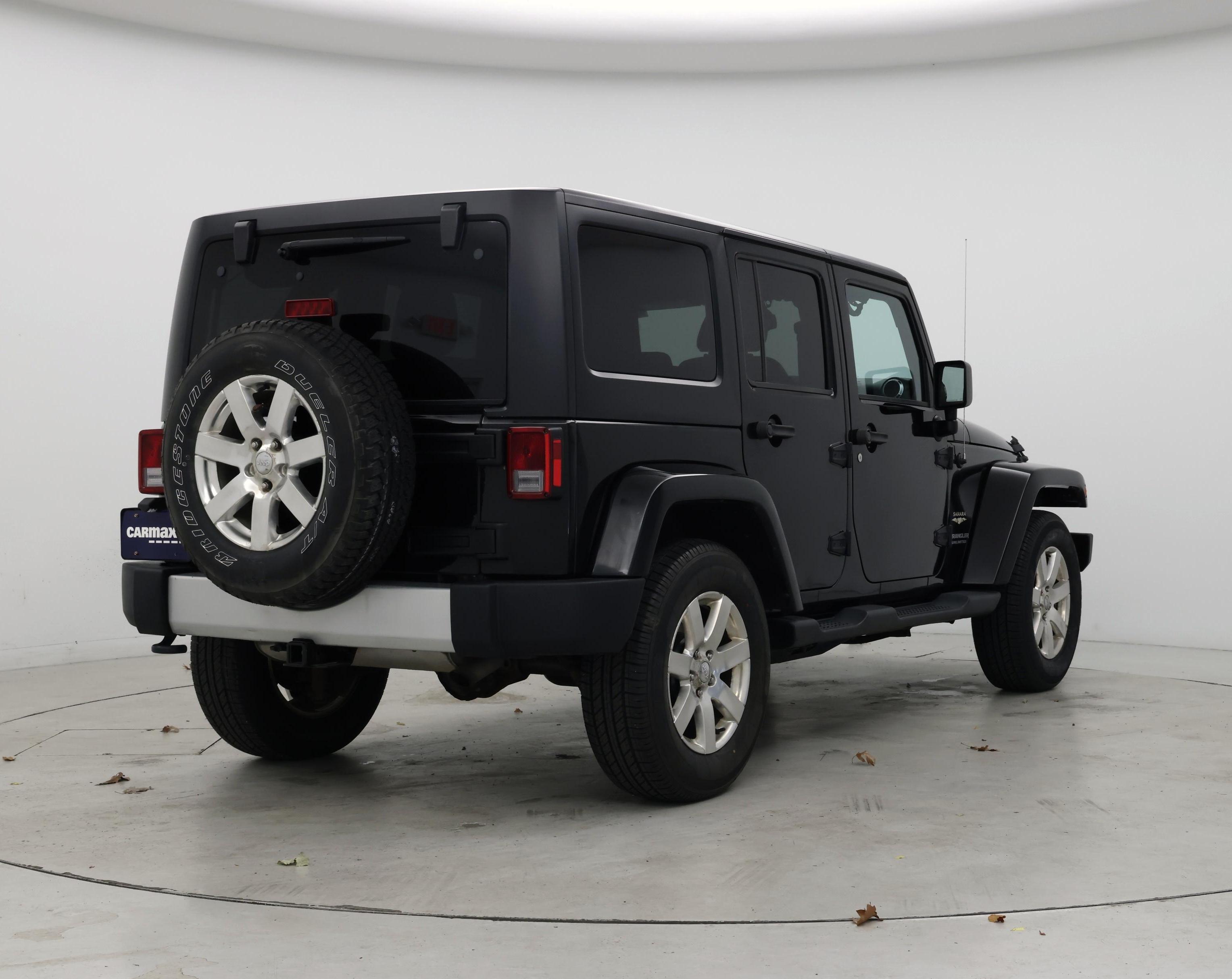 Thumbnail: 2015 Jeep Wrangler - 8