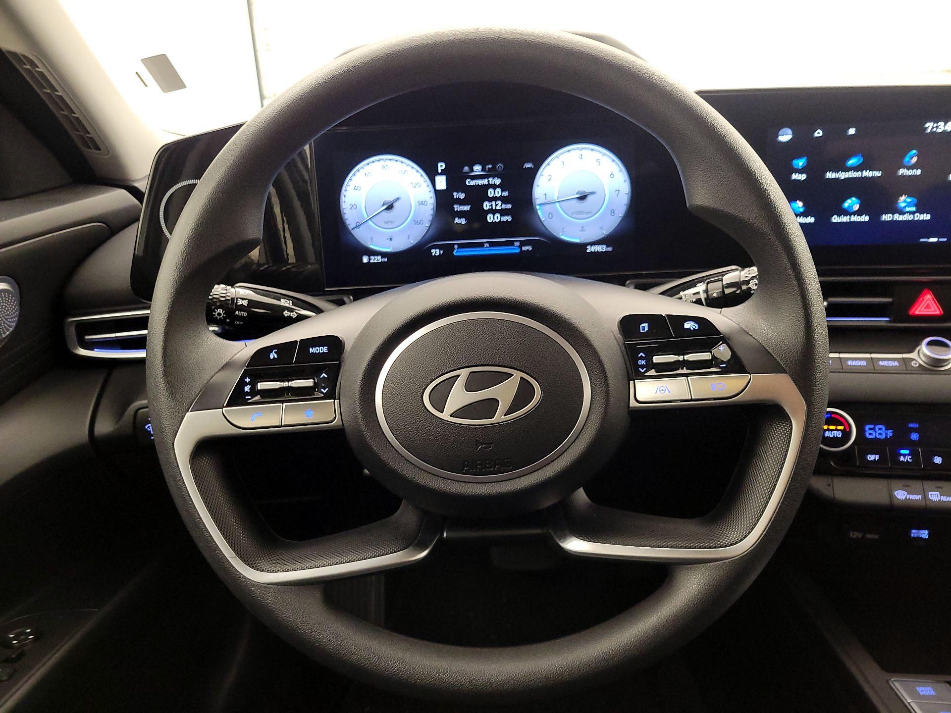 Thumbnail: 2024 Hyundai Elantra - 10