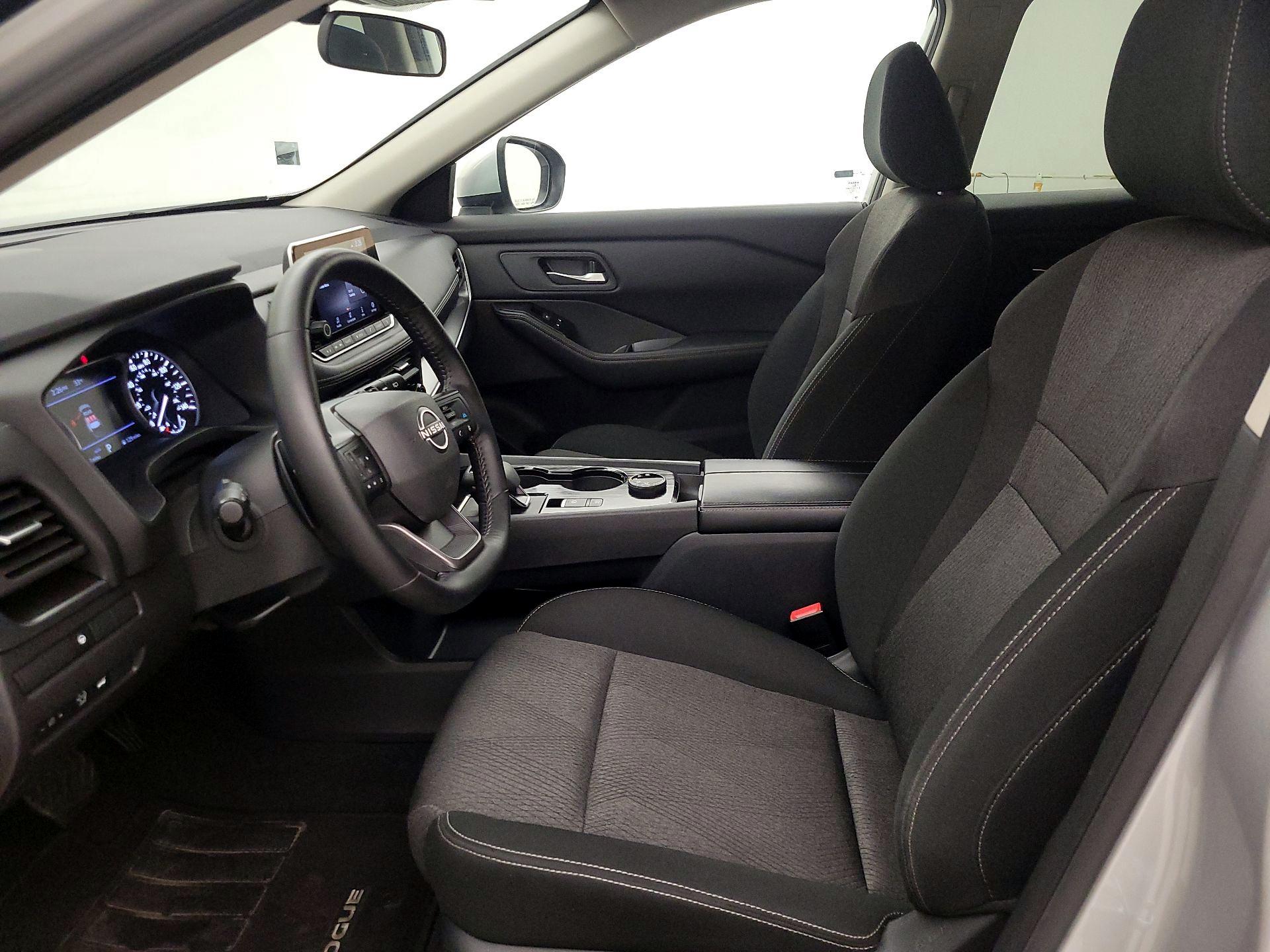 Thumbnail: 2025 Nissan Rogue - 9