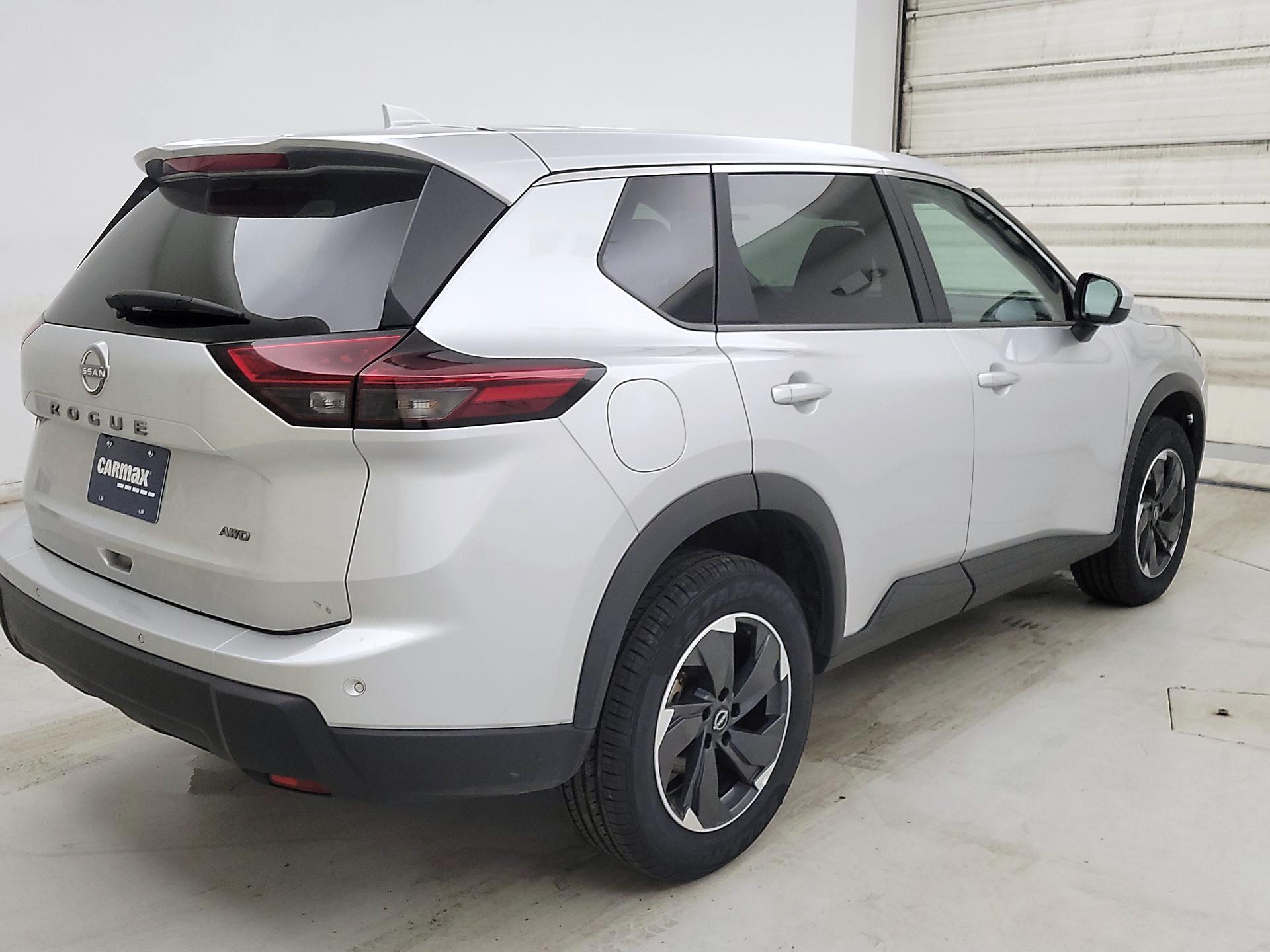 Thumbnail: 2025 Nissan Rogue - 5