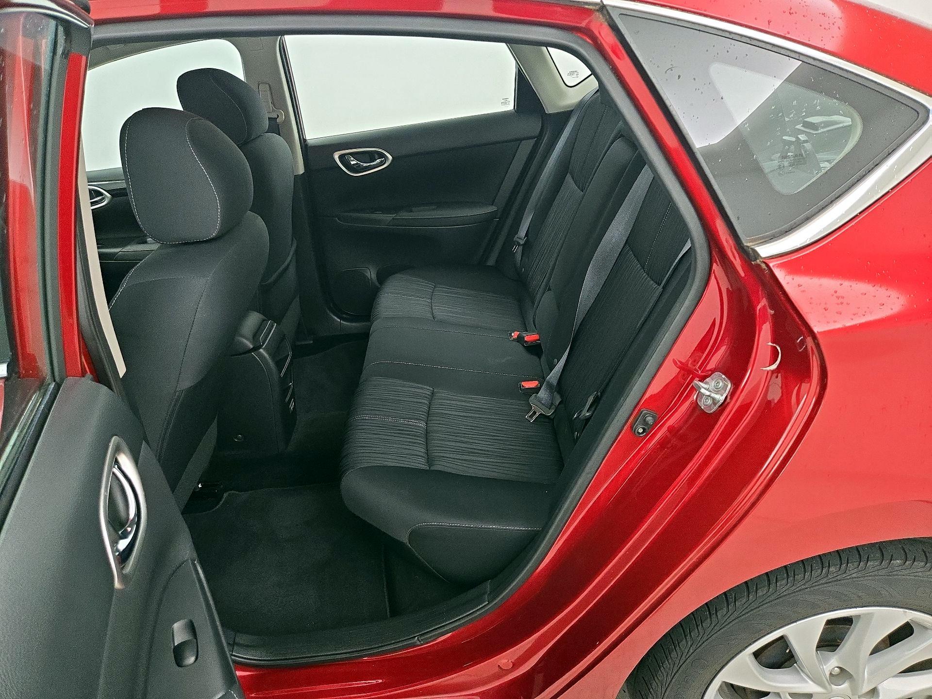 Thumbnail: 2018 Nissan Sentra - 19