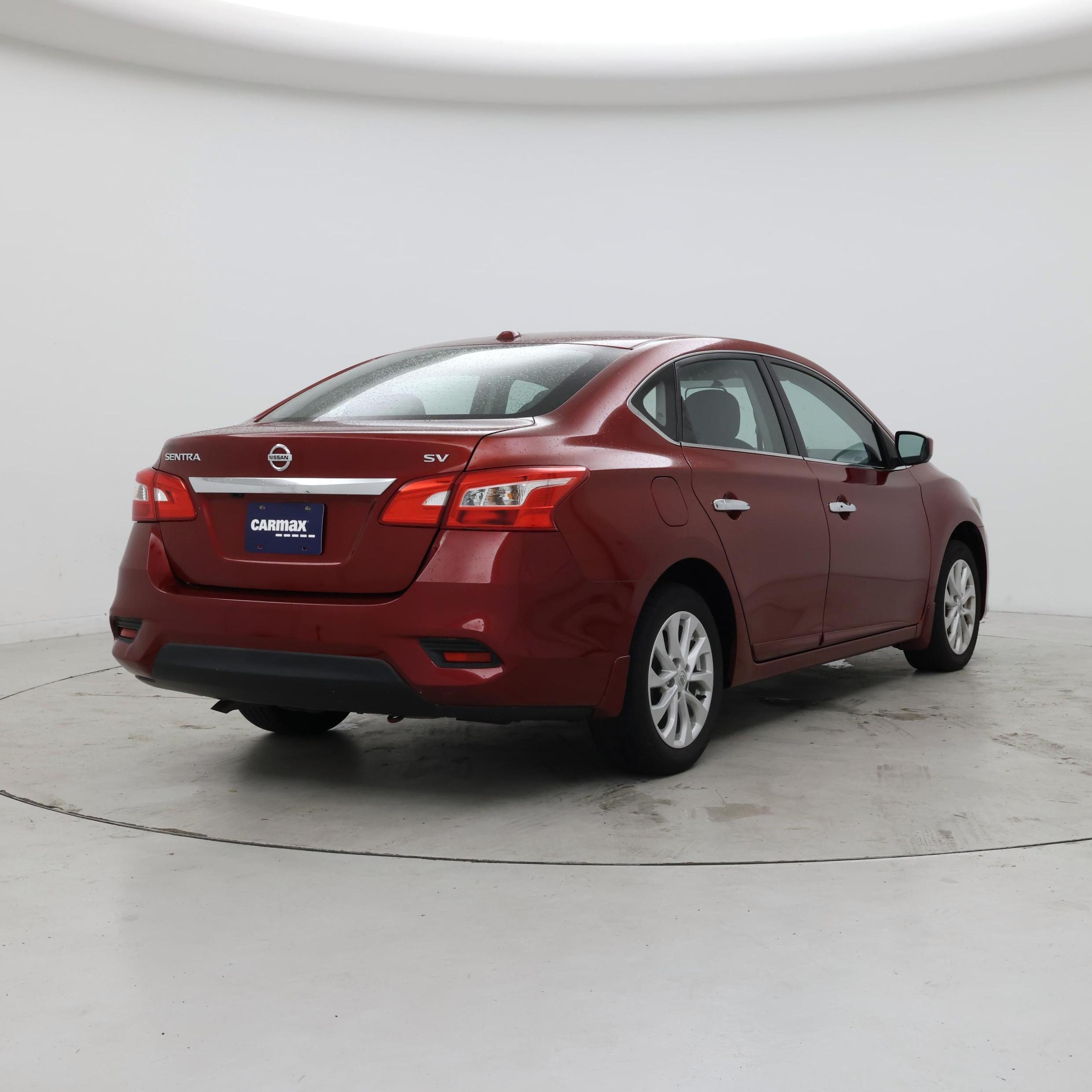Thumbnail: 2018 Nissan Sentra - 8