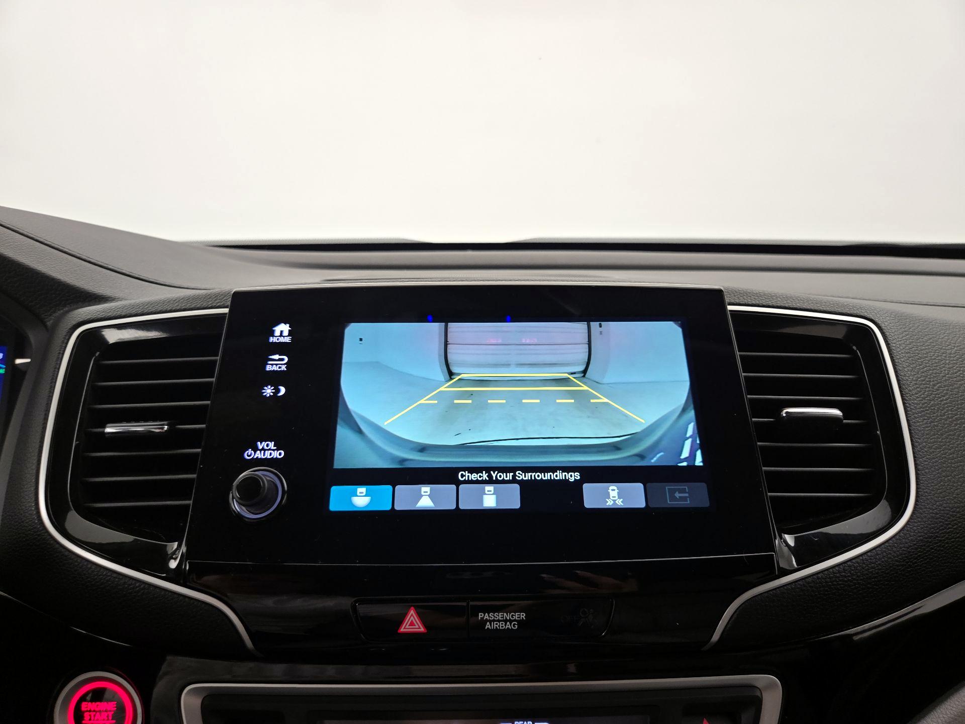 Thumbnail: 2021 Honda Pilot - 15