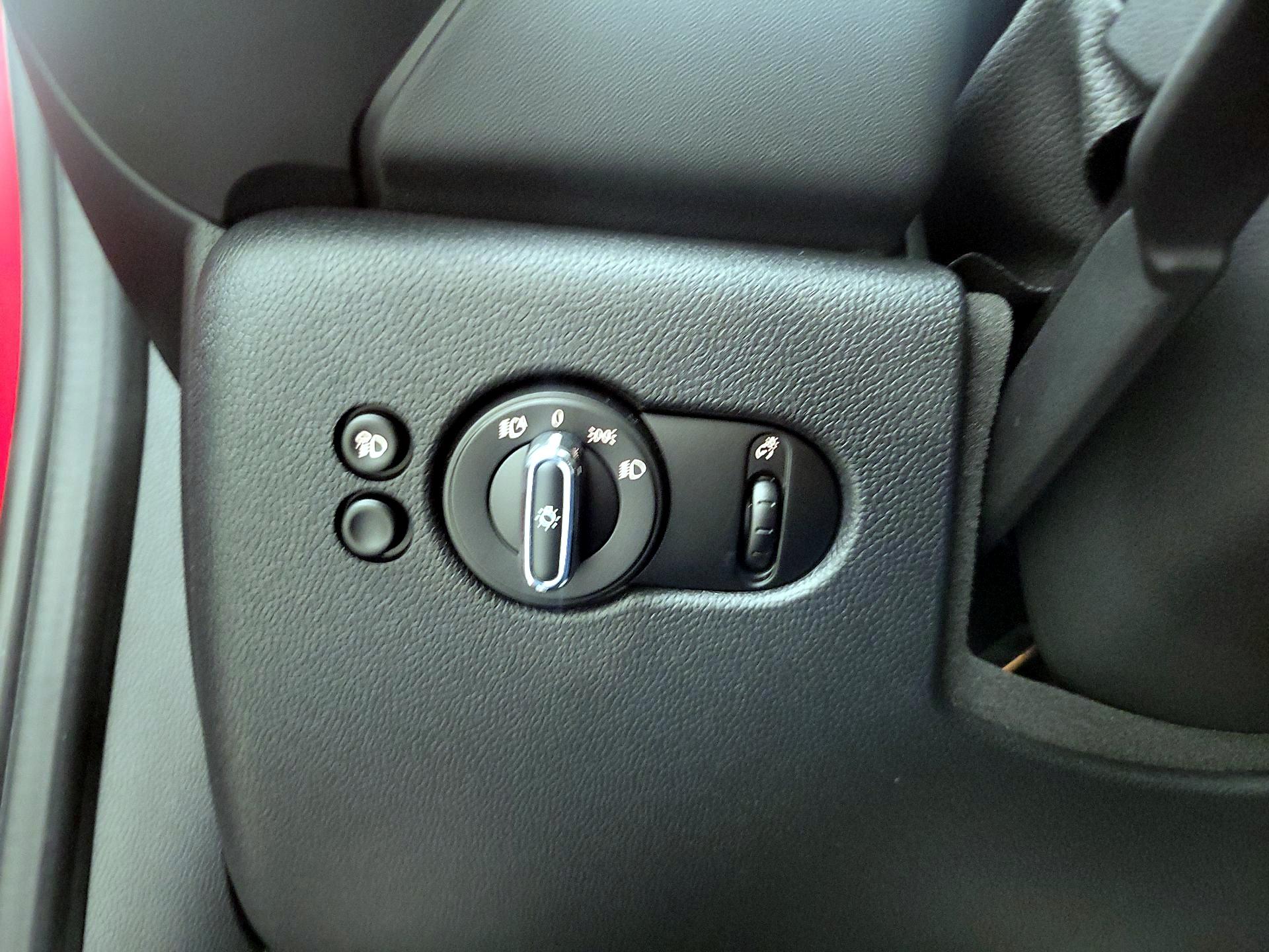 Thumbnail: 2023 MINI Cooper Hardtop - 13