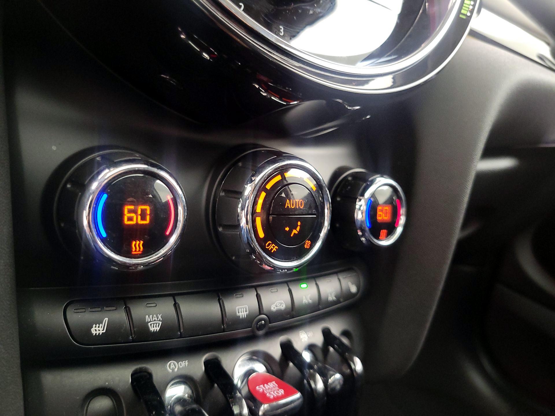 Thumbnail: 2023 MINI Cooper Hardtop - 16