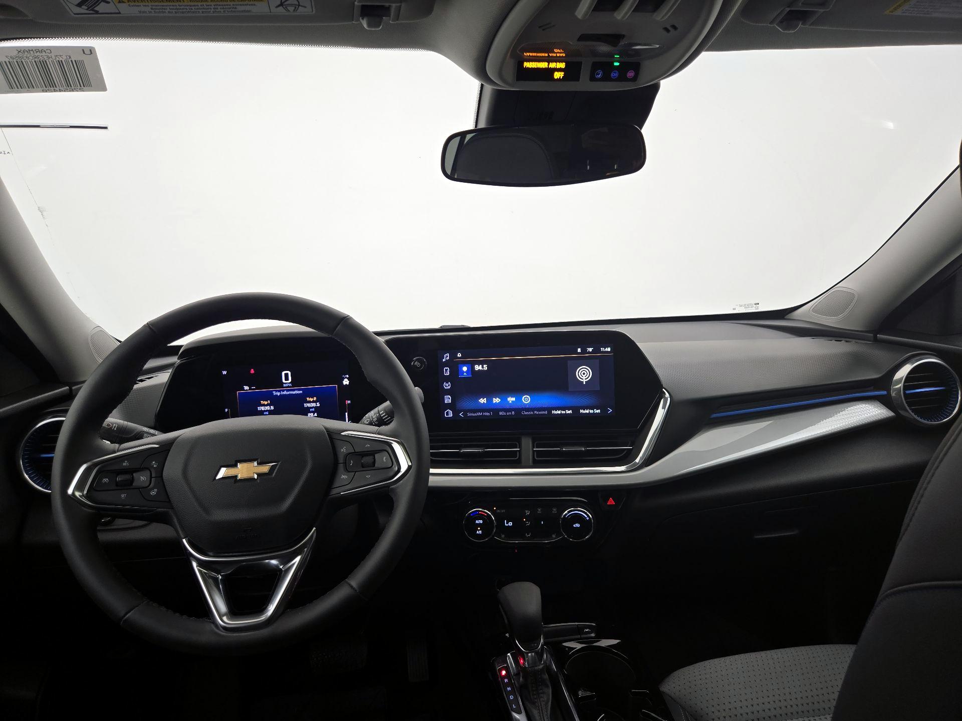 Thumbnail: 2024 Chevrolet Trax - 9