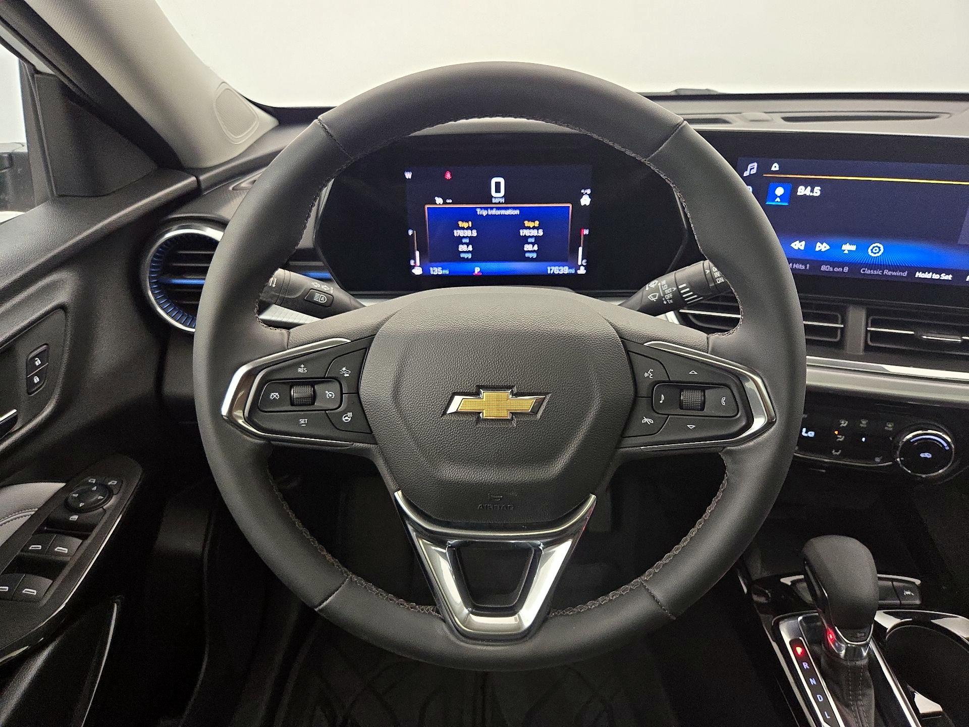 Thumbnail: 2024 Chevrolet Trax - 10