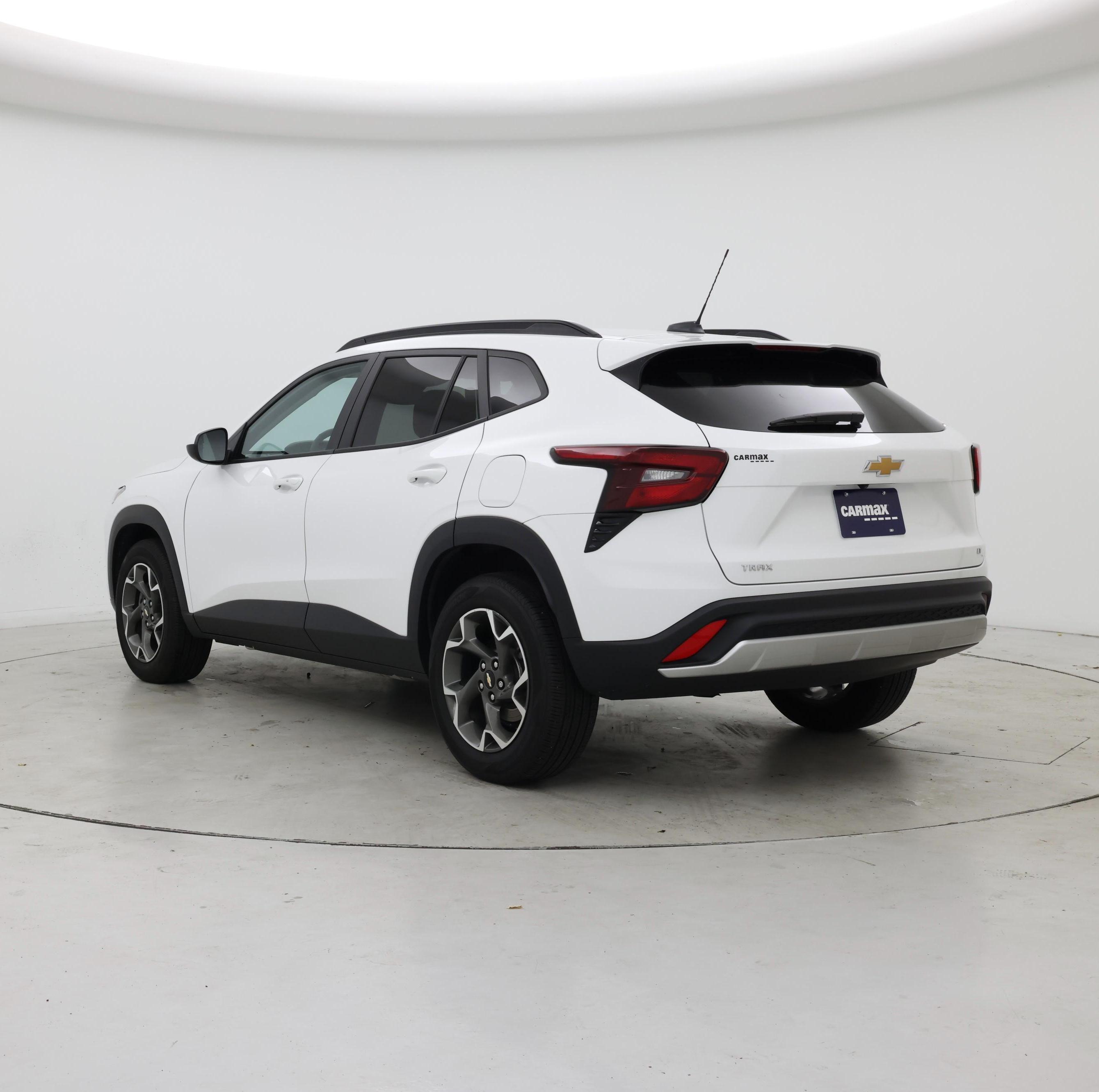 Thumbnail: 2024 Chevrolet Trax - 2