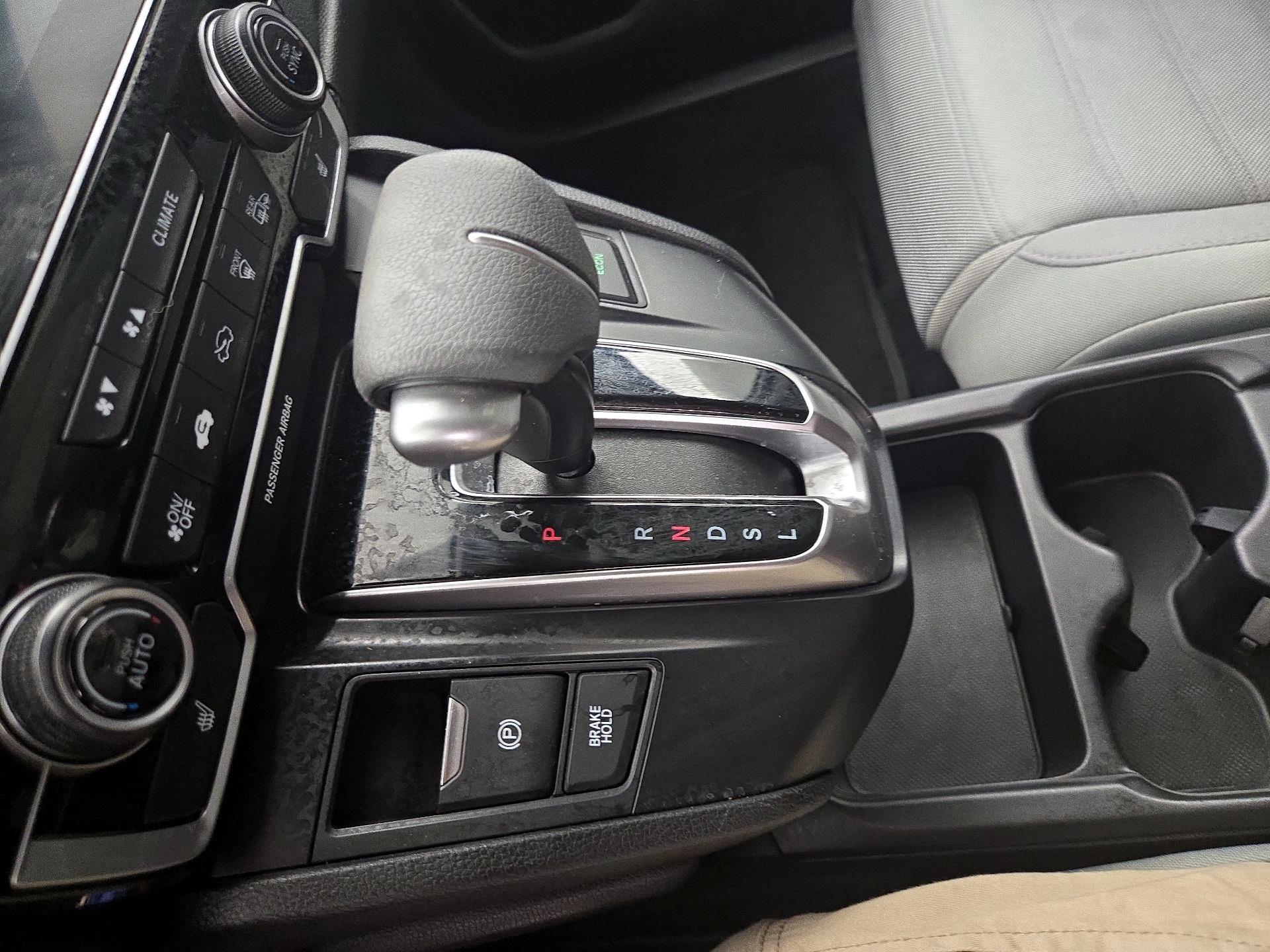 Thumbnail: 2021 Honda CR-V - 17