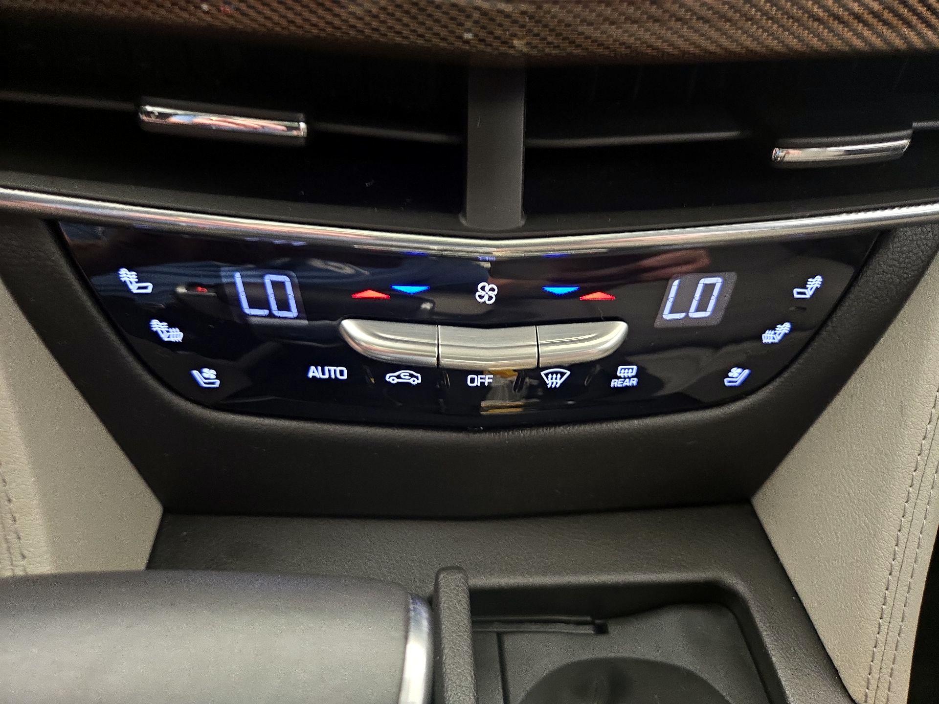 Thumbnail: 2017 Cadillac CT6 - 17