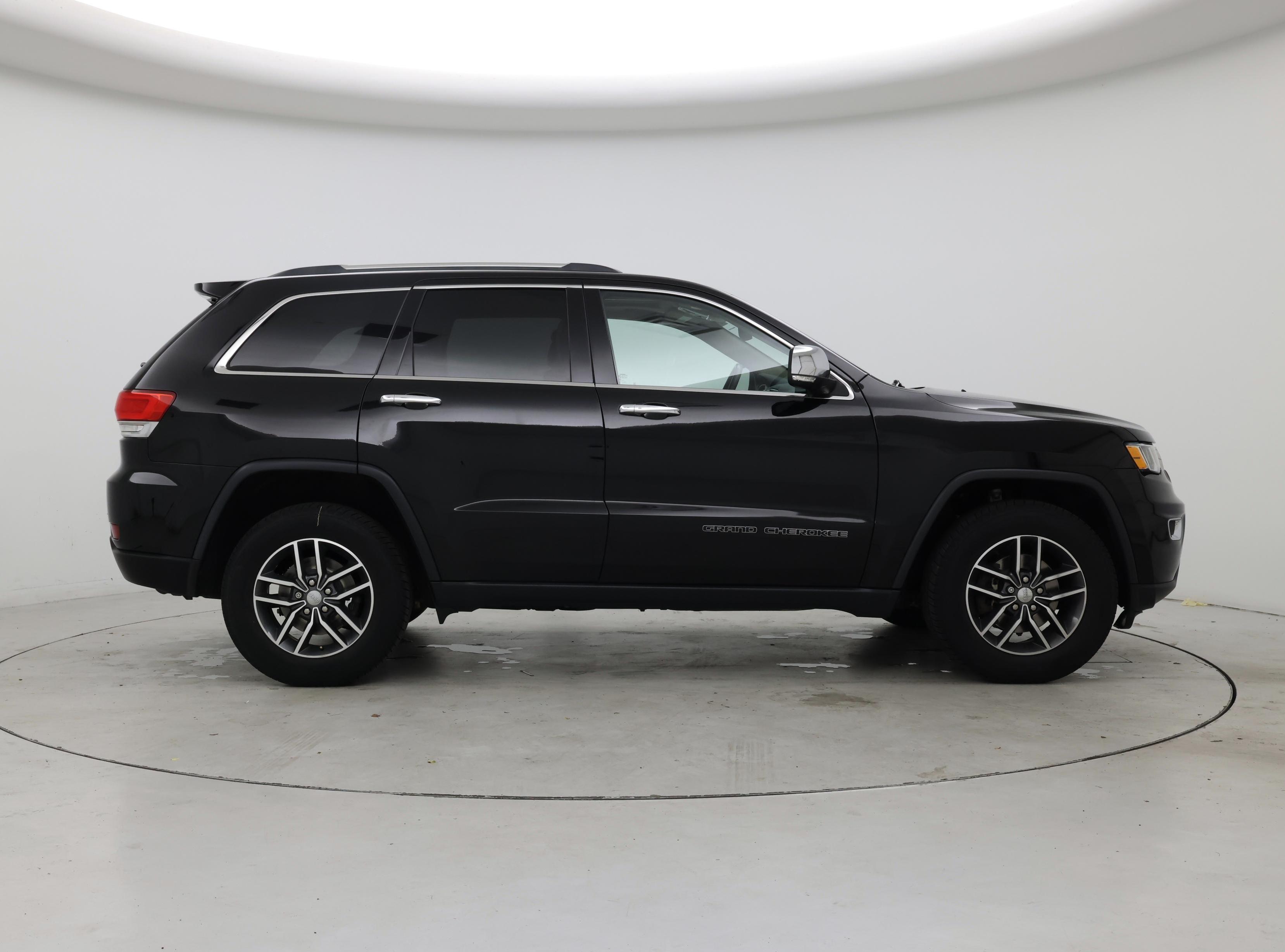 Thumbnail: 2018 Jeep Grand Cherokee - 7