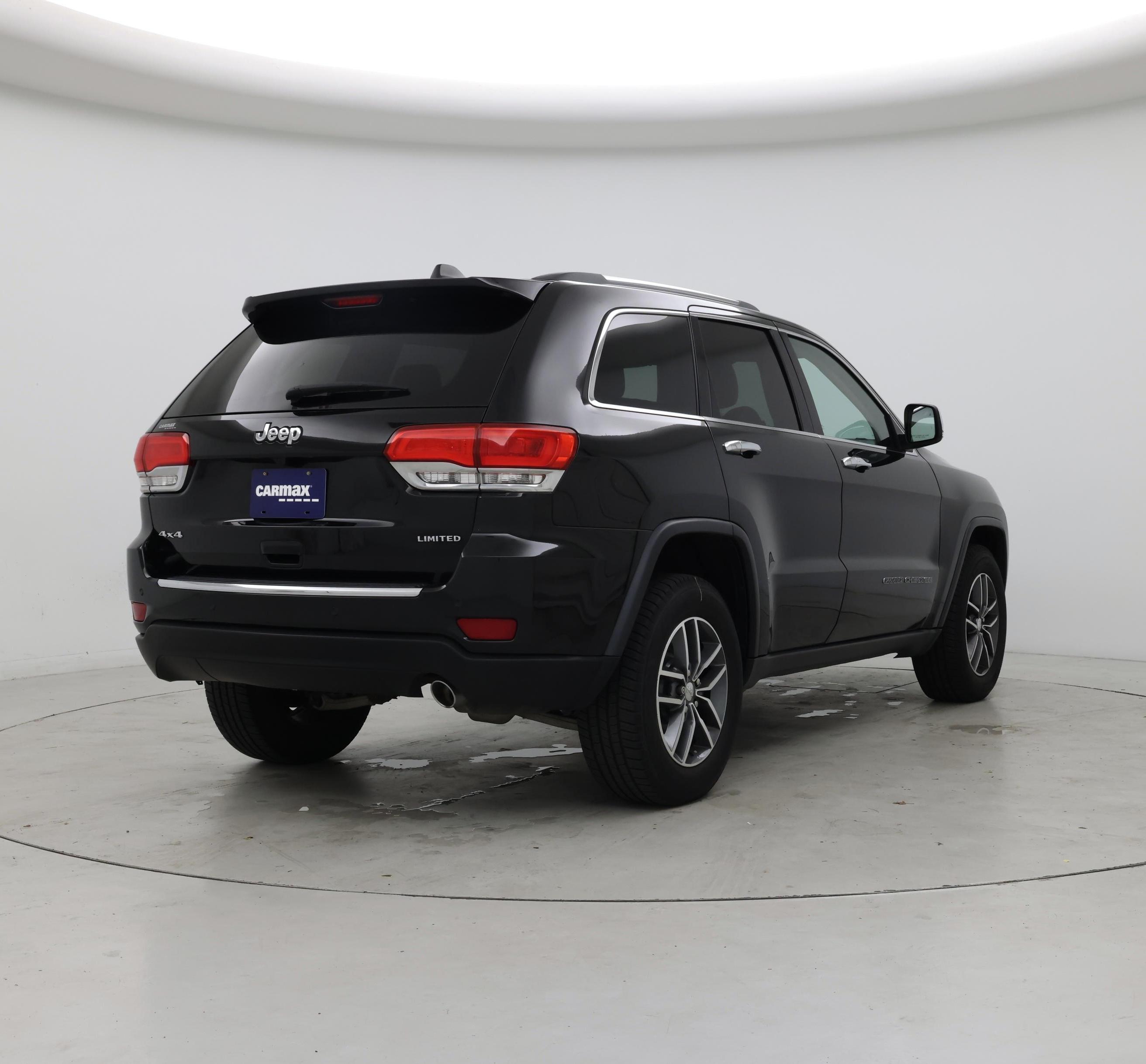Thumbnail: 2018 Jeep Grand Cherokee - 8