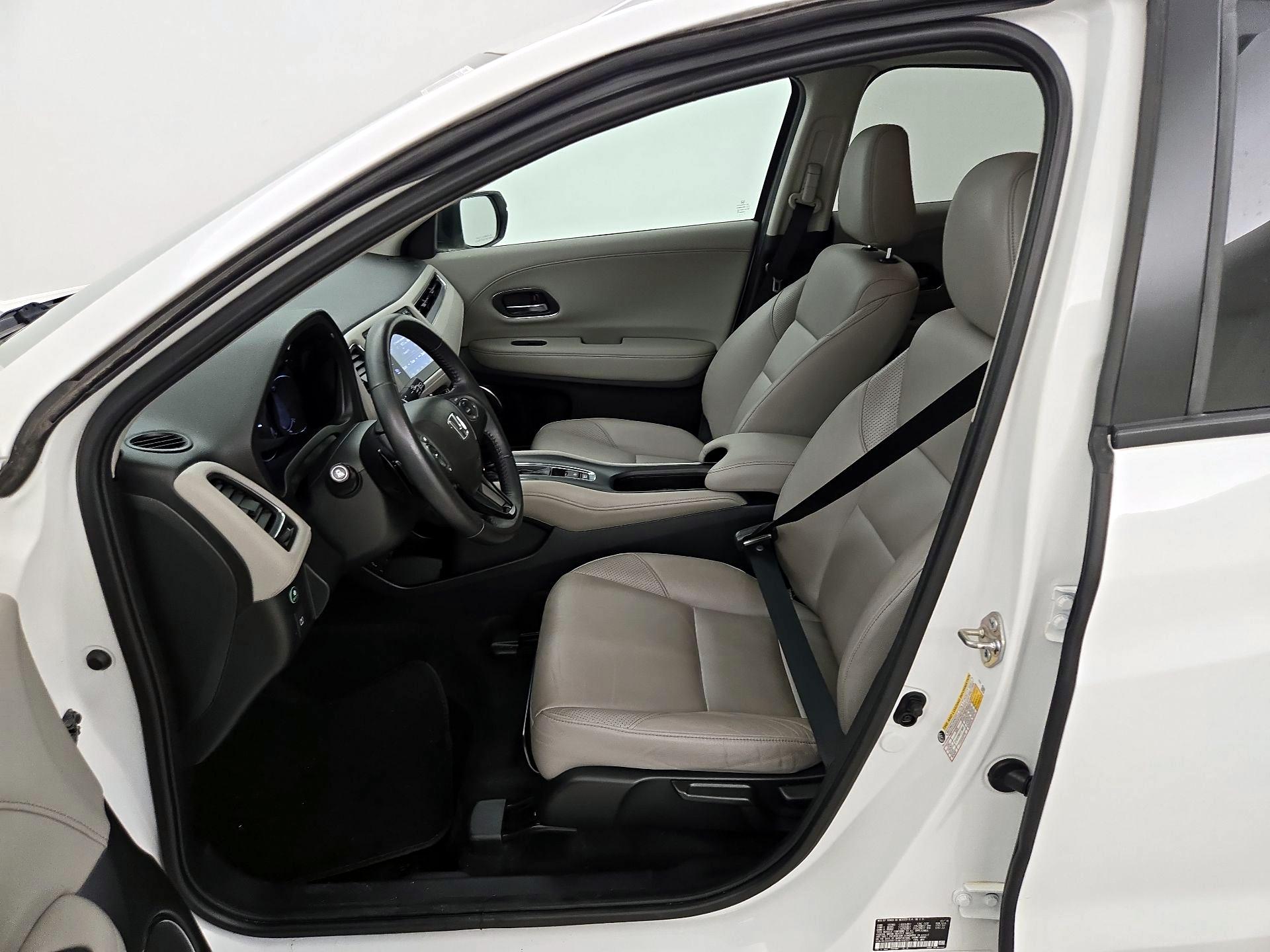 Thumbnail: 2018 Honda HR-V - 11