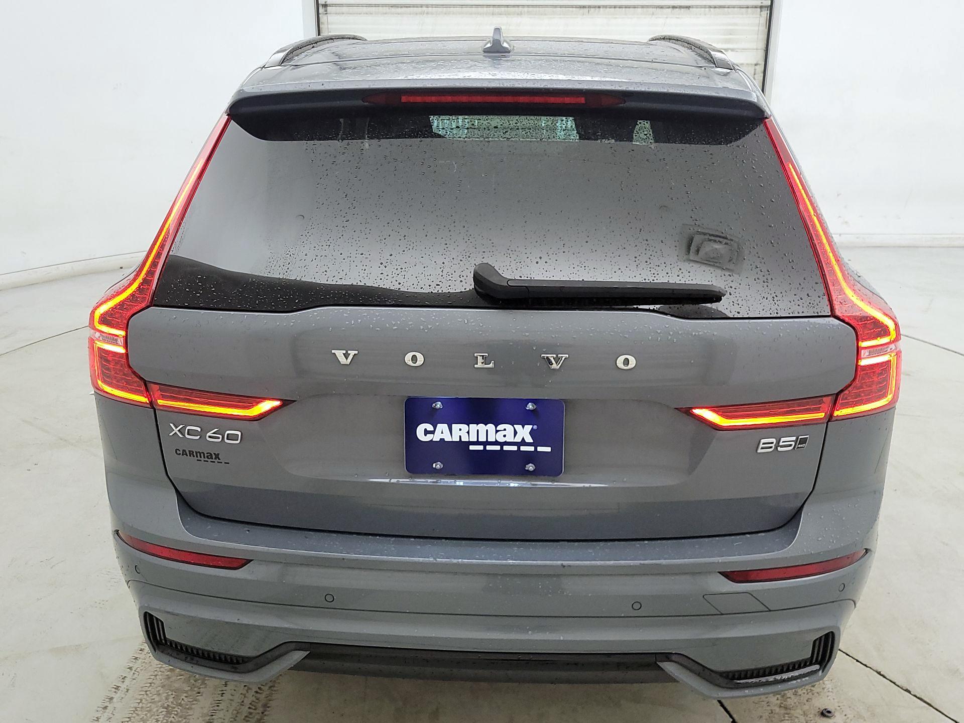 Thumbnail: 2023 Volvo XC60 - 6