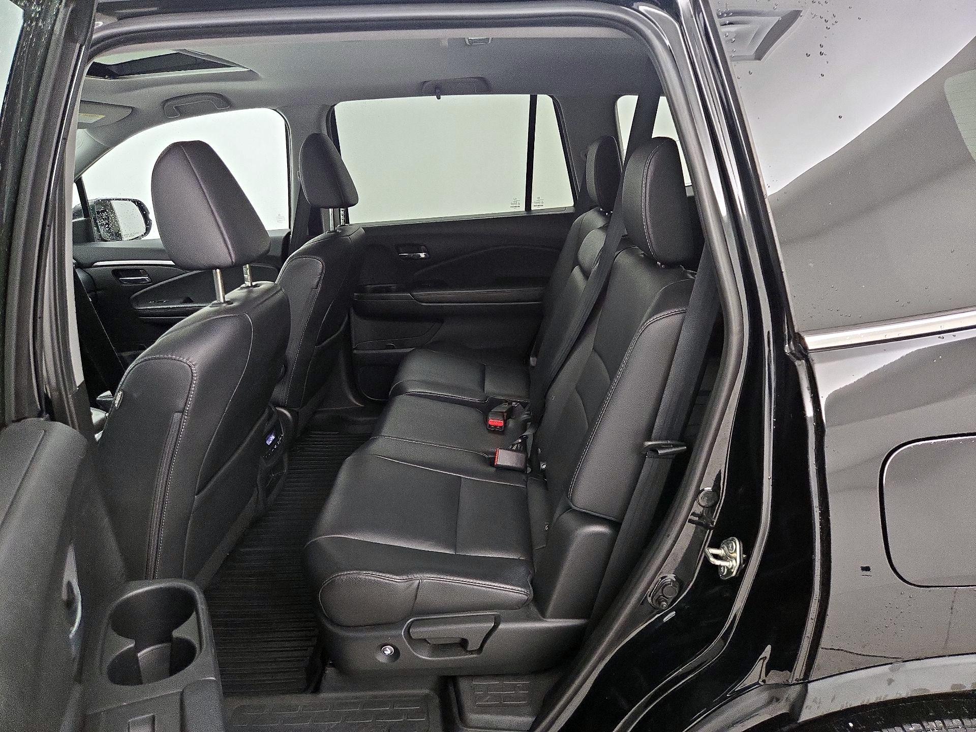 Thumbnail: 2018 Honda Pilot - 20