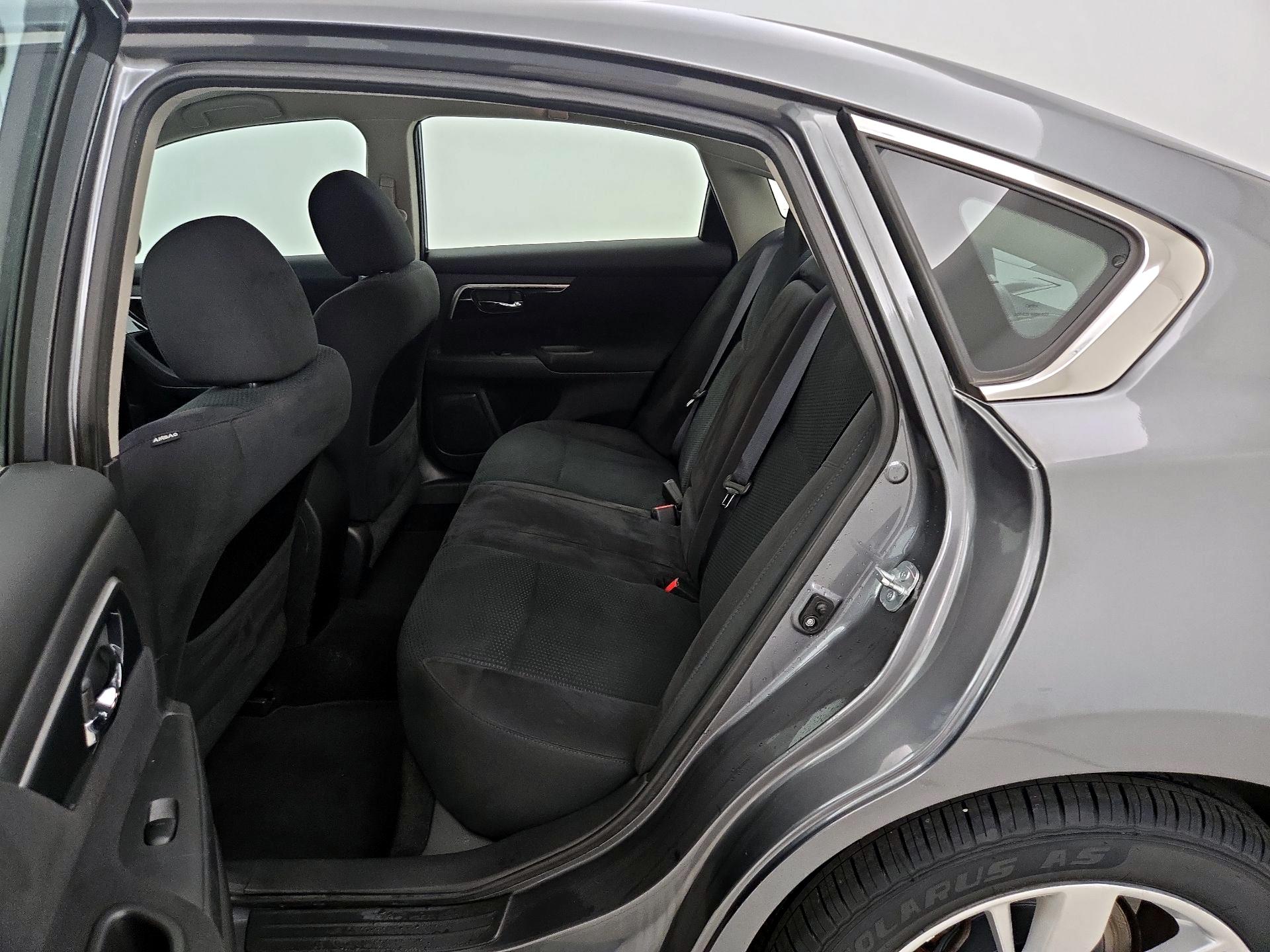 Thumbnail: 2014 Nissan Altima - 20