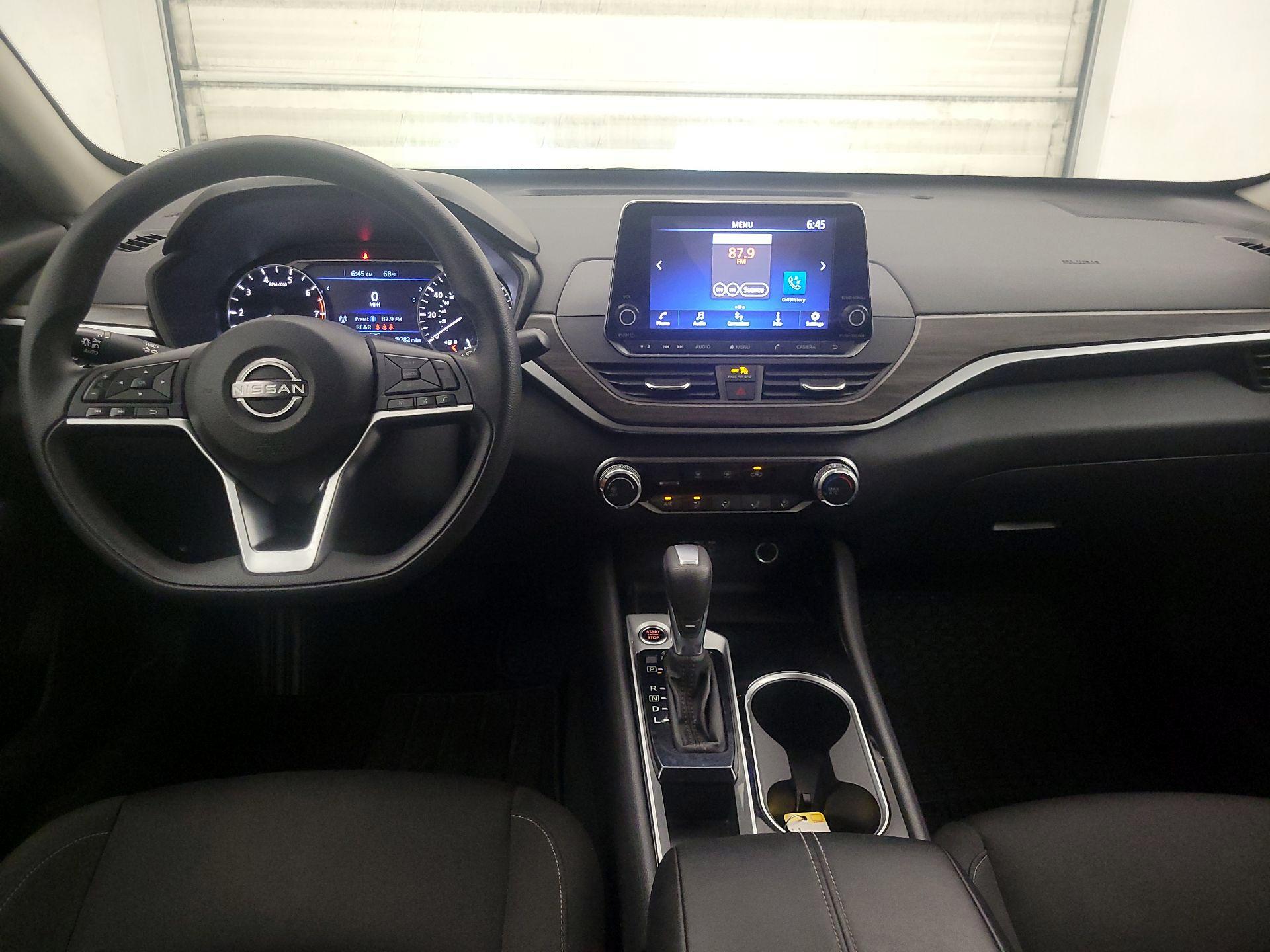 Thumbnail: 2024 Nissan Altima - 9