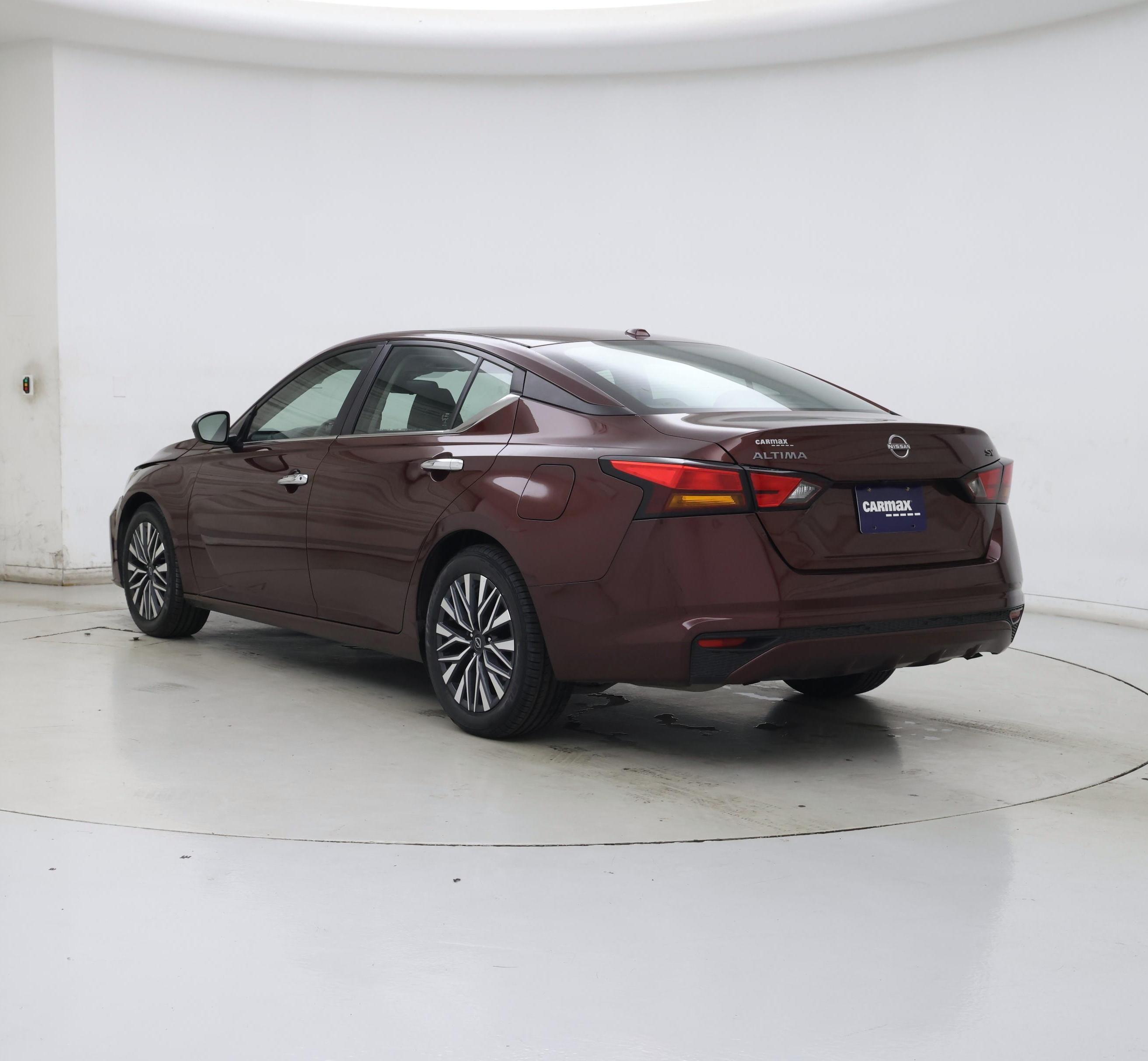 Thumbnail: 2024 Nissan Altima - 2