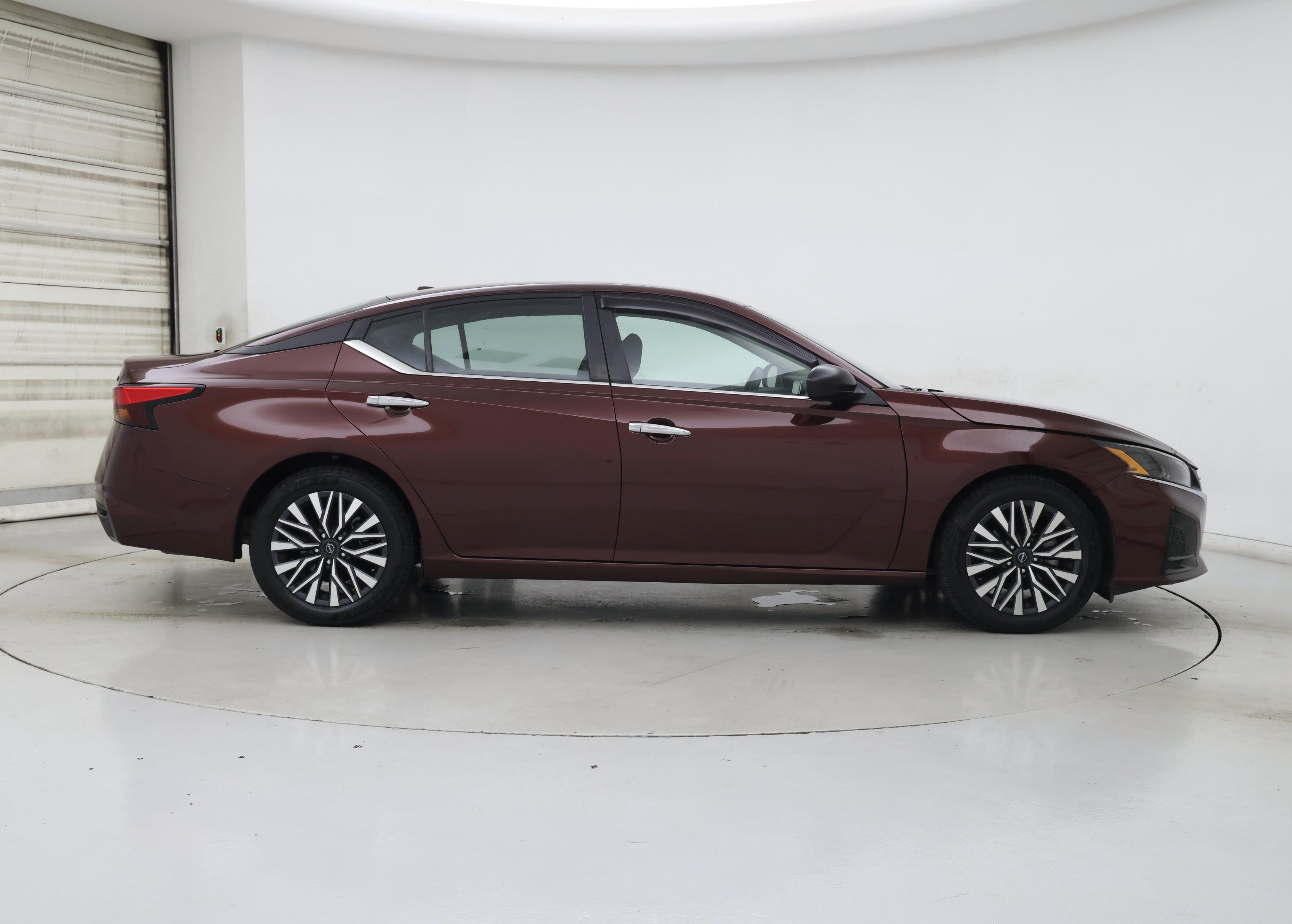 Thumbnail: 2024 Nissan Altima - 7