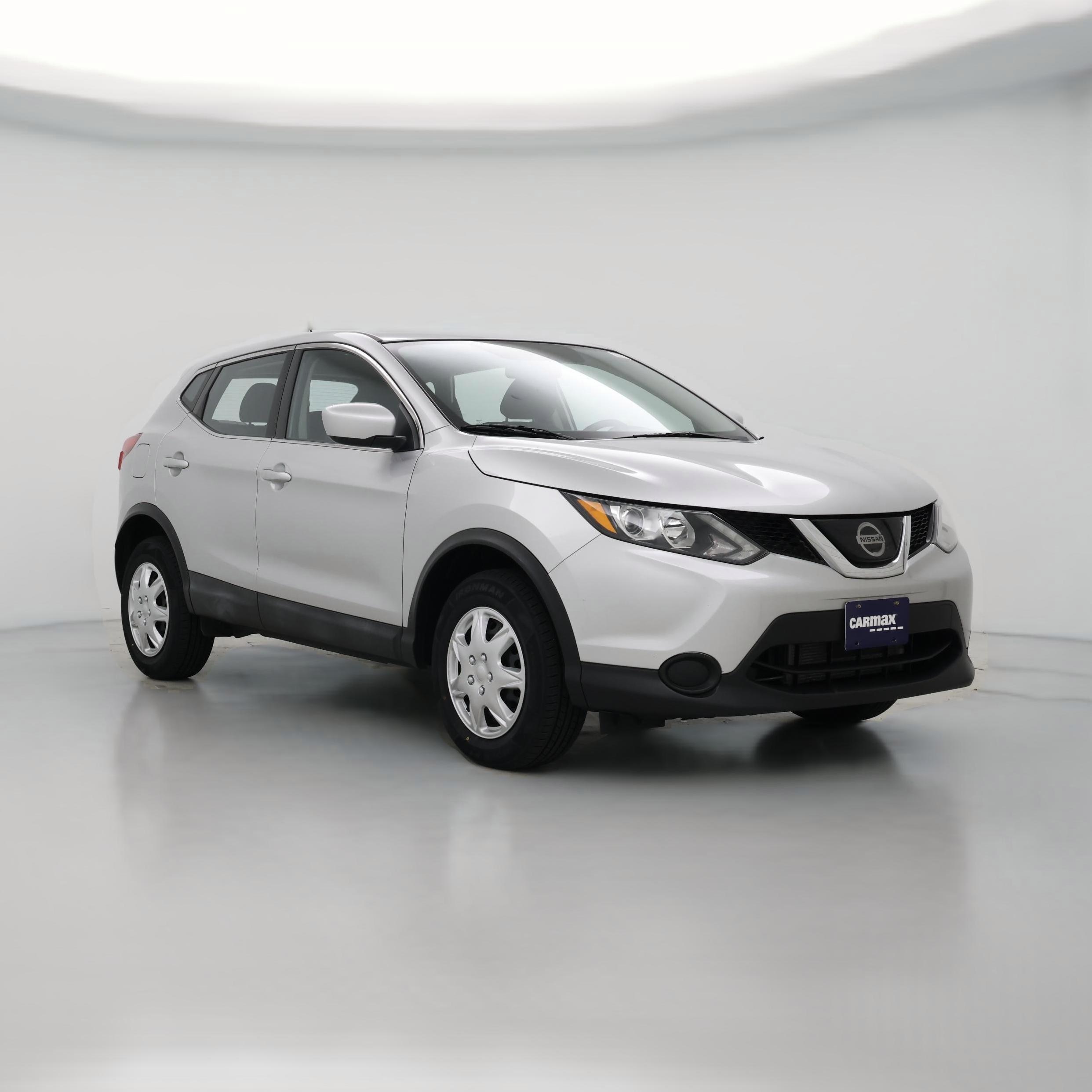 Thumbnail: 2019 Nissan Rogue Sport - 1