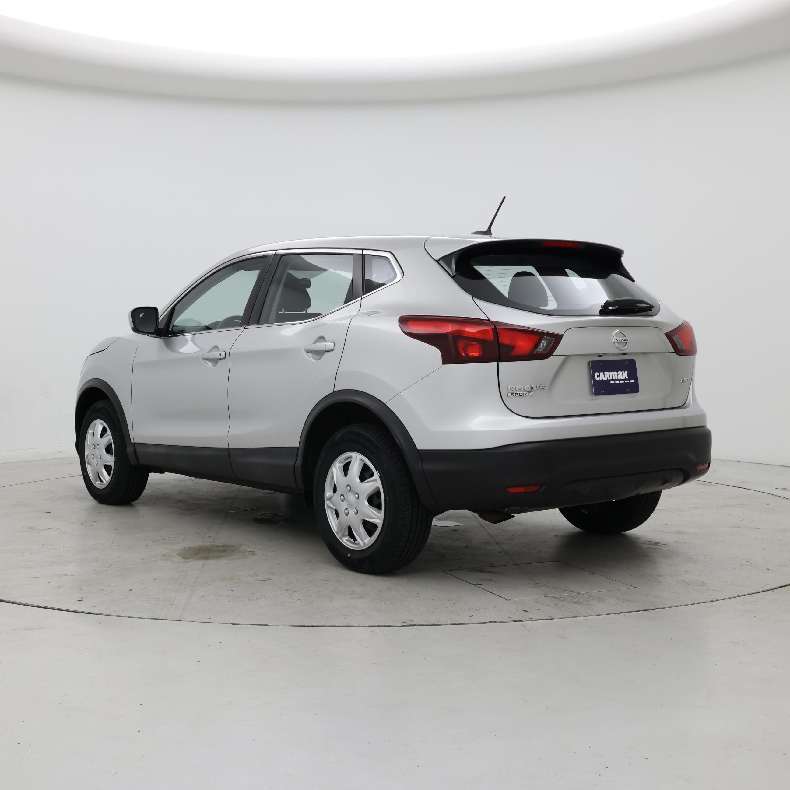 Thumbnail: 2019 Nissan Rogue Sport - 2
